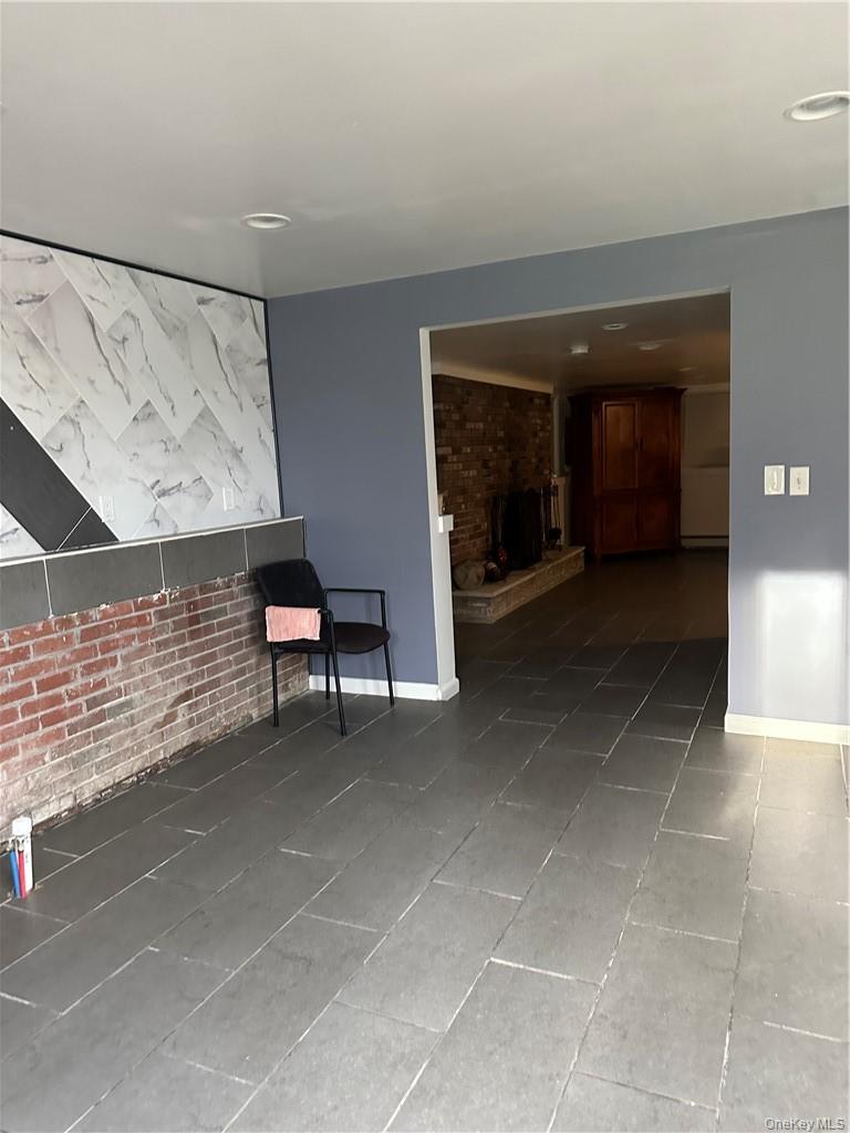 7 Ash Street, New Windsor, NY 12553