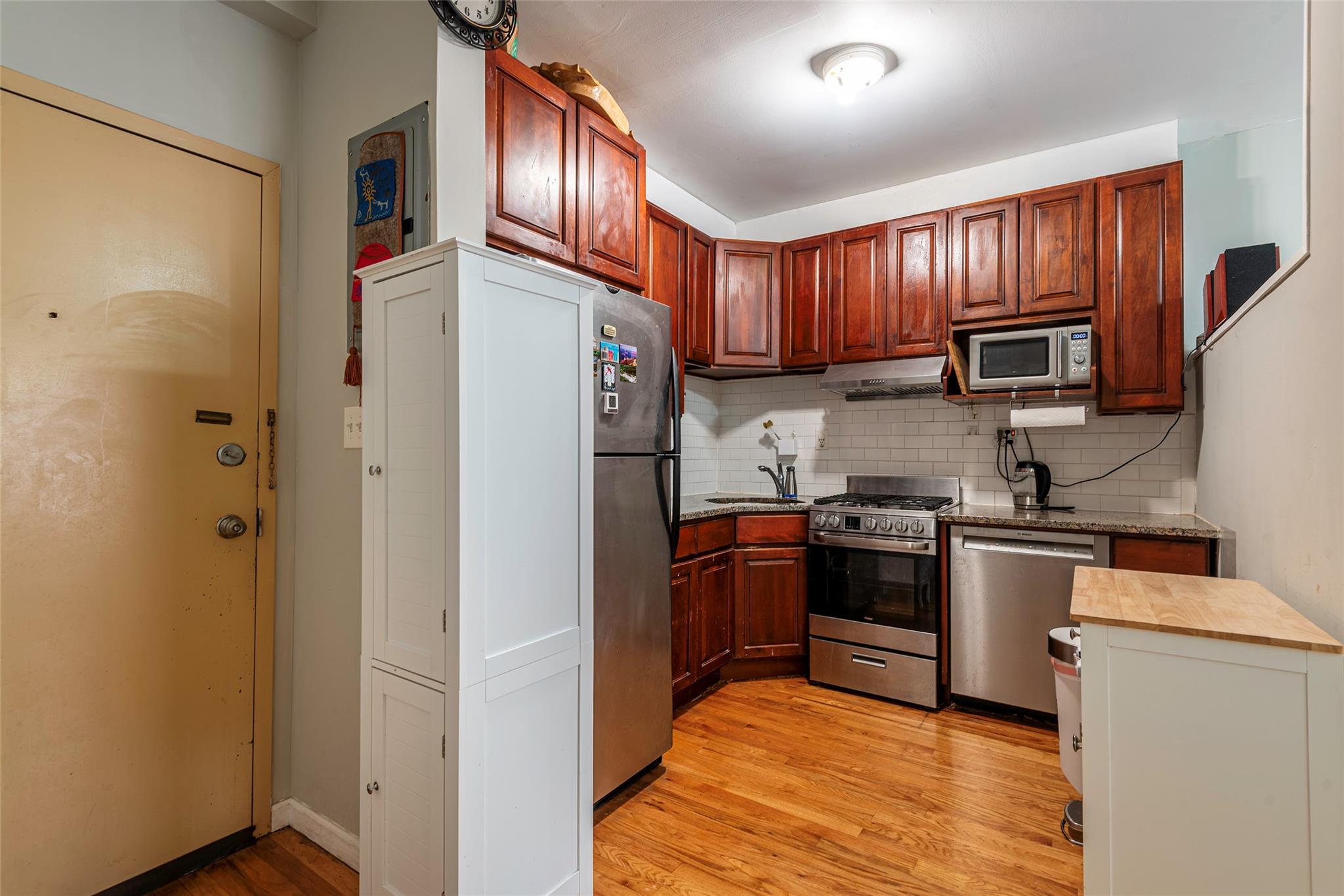 175-26 89th Avenue # D, Jamaica, NY 11432