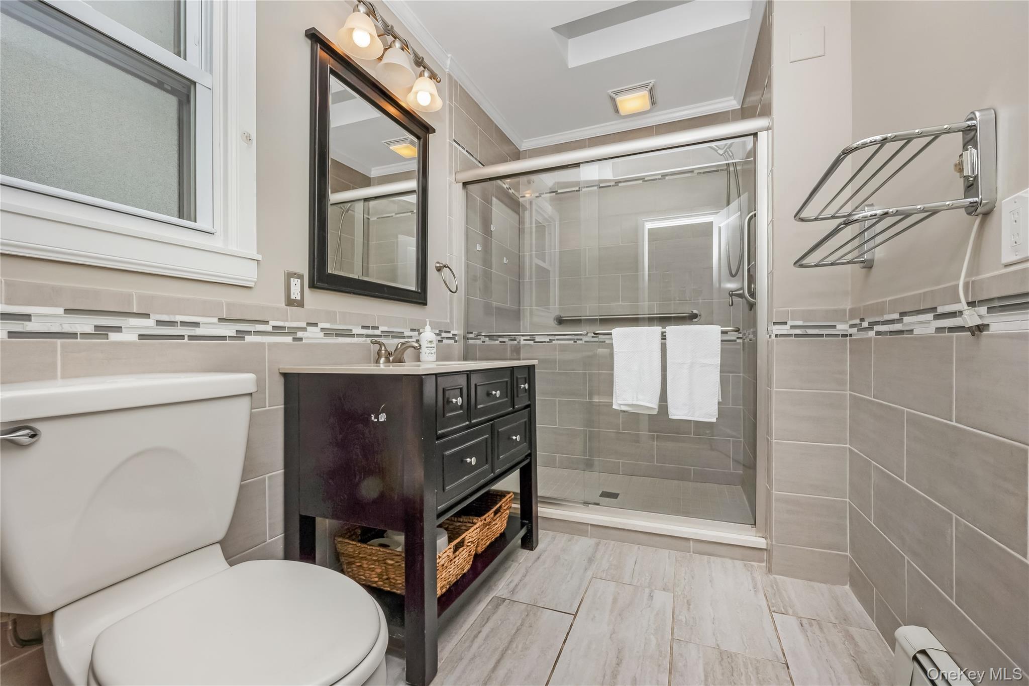 104 Grohmans Lane, Plainview, NY 11803