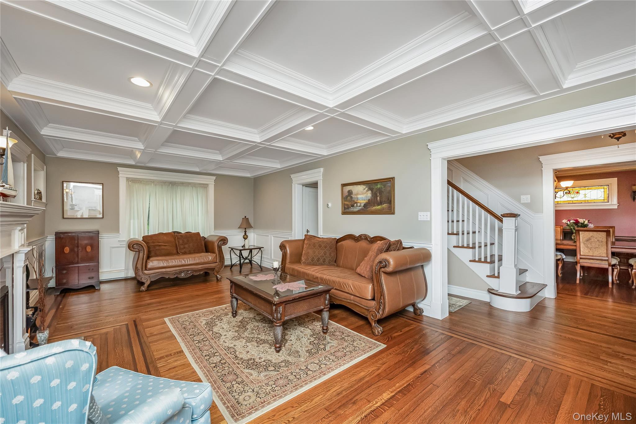 104 Grohmans Lane, Plainview, NY 11803