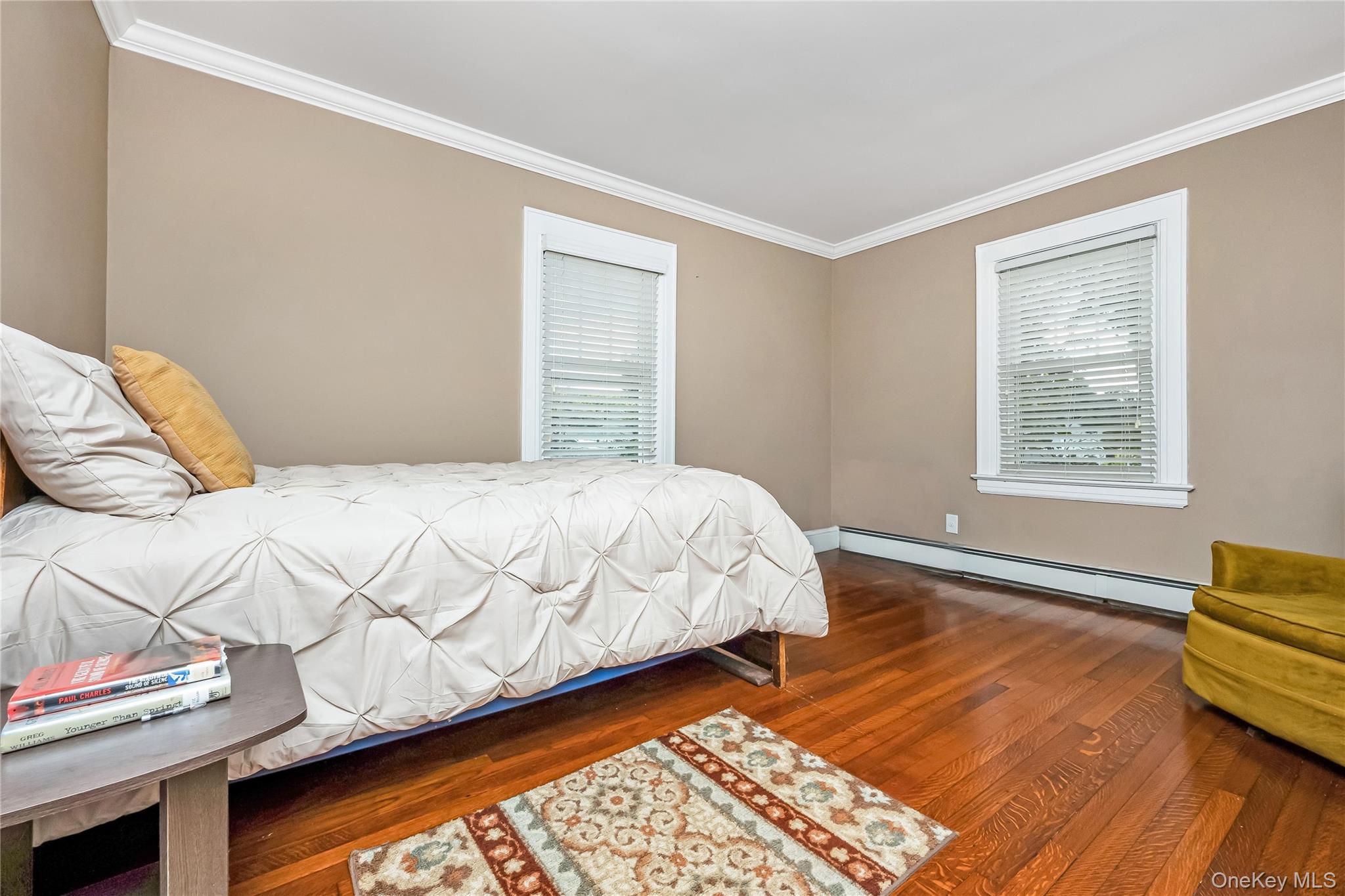 104 Grohmans Lane, Plainview, NY 11803