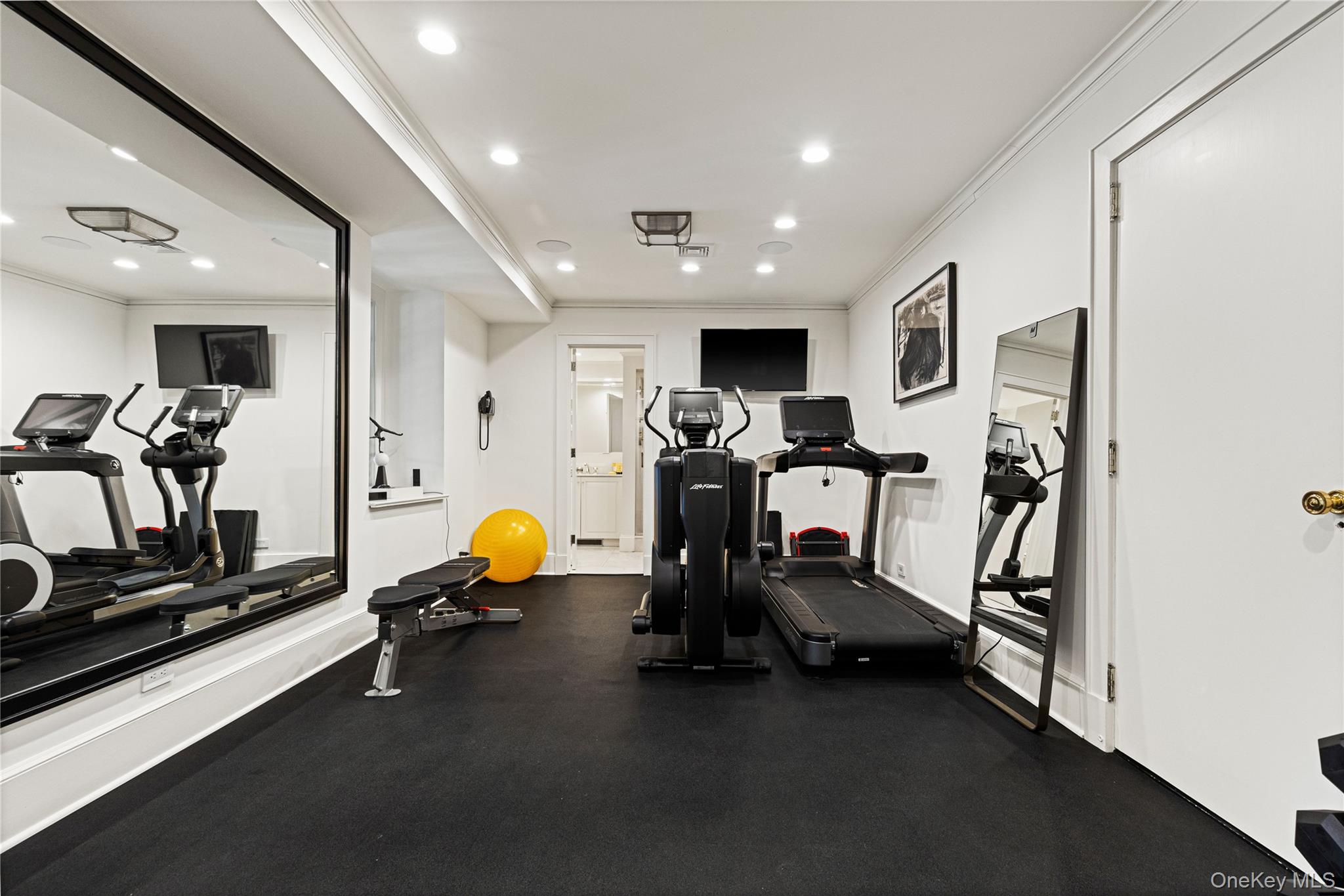 2 Fargo Lane, Irvington, NY 10533