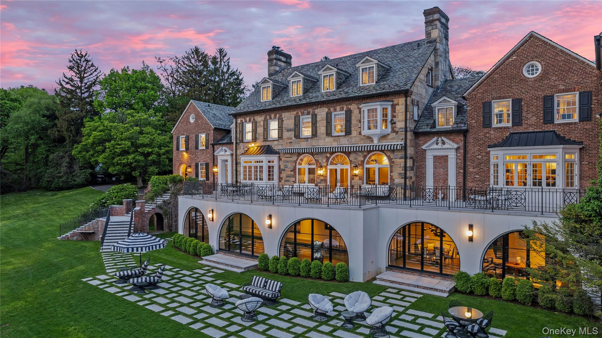 2 Fargo Lane, Irvington, NY 10533