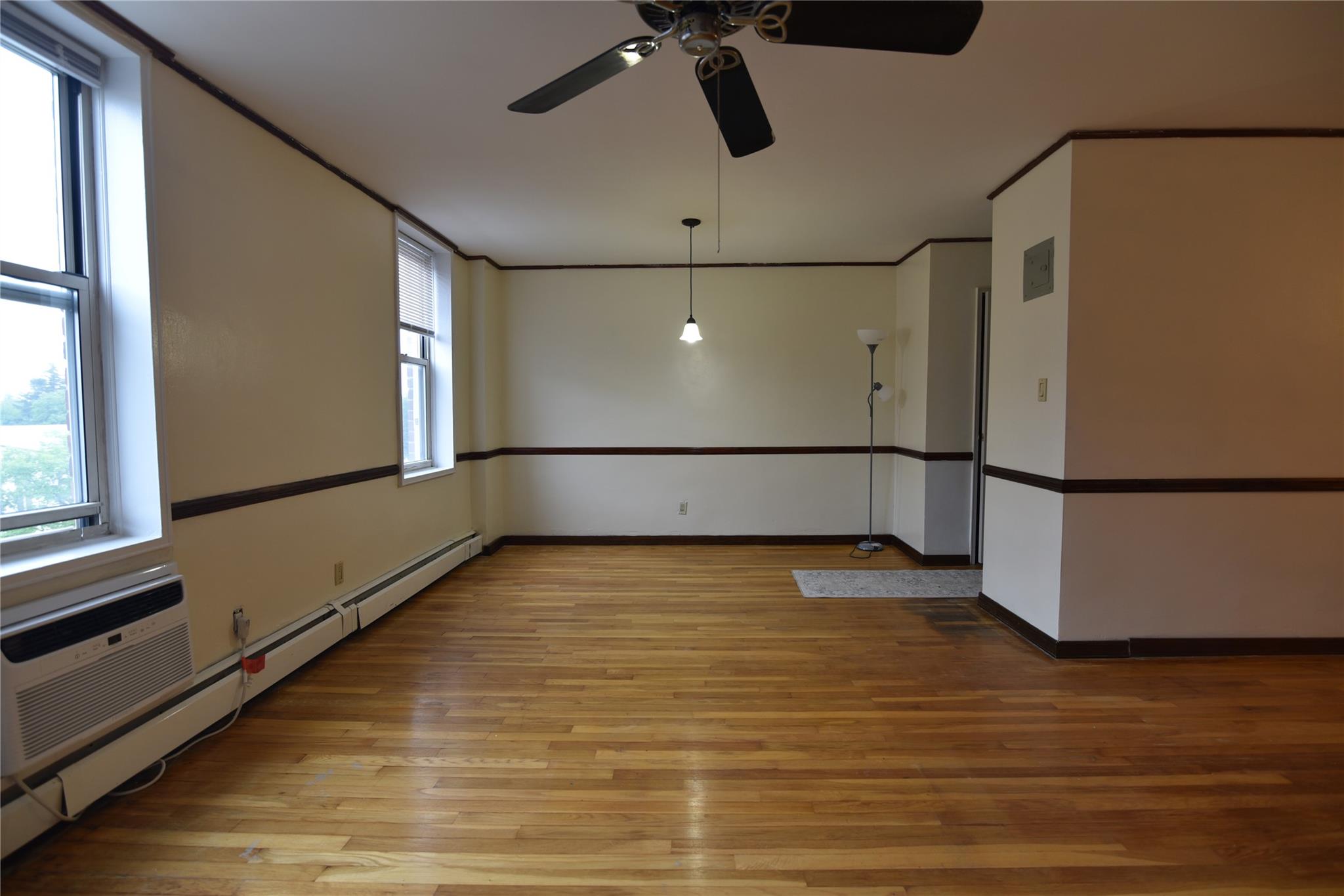 54-44 Little Neck Parkway # 6L, Little Neck, NY 11362