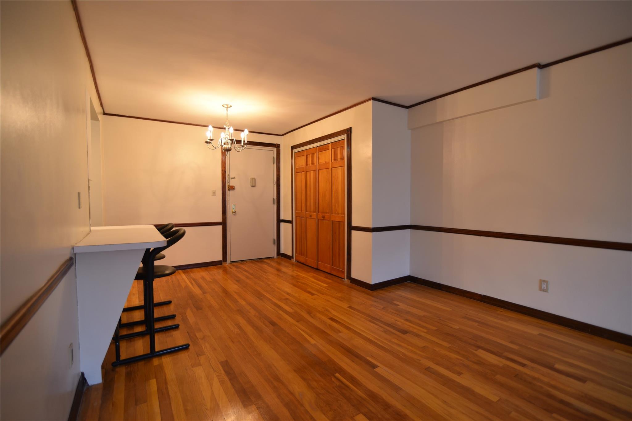 54-44 Little Neck Parkway # 6L, Little Neck, NY 11362