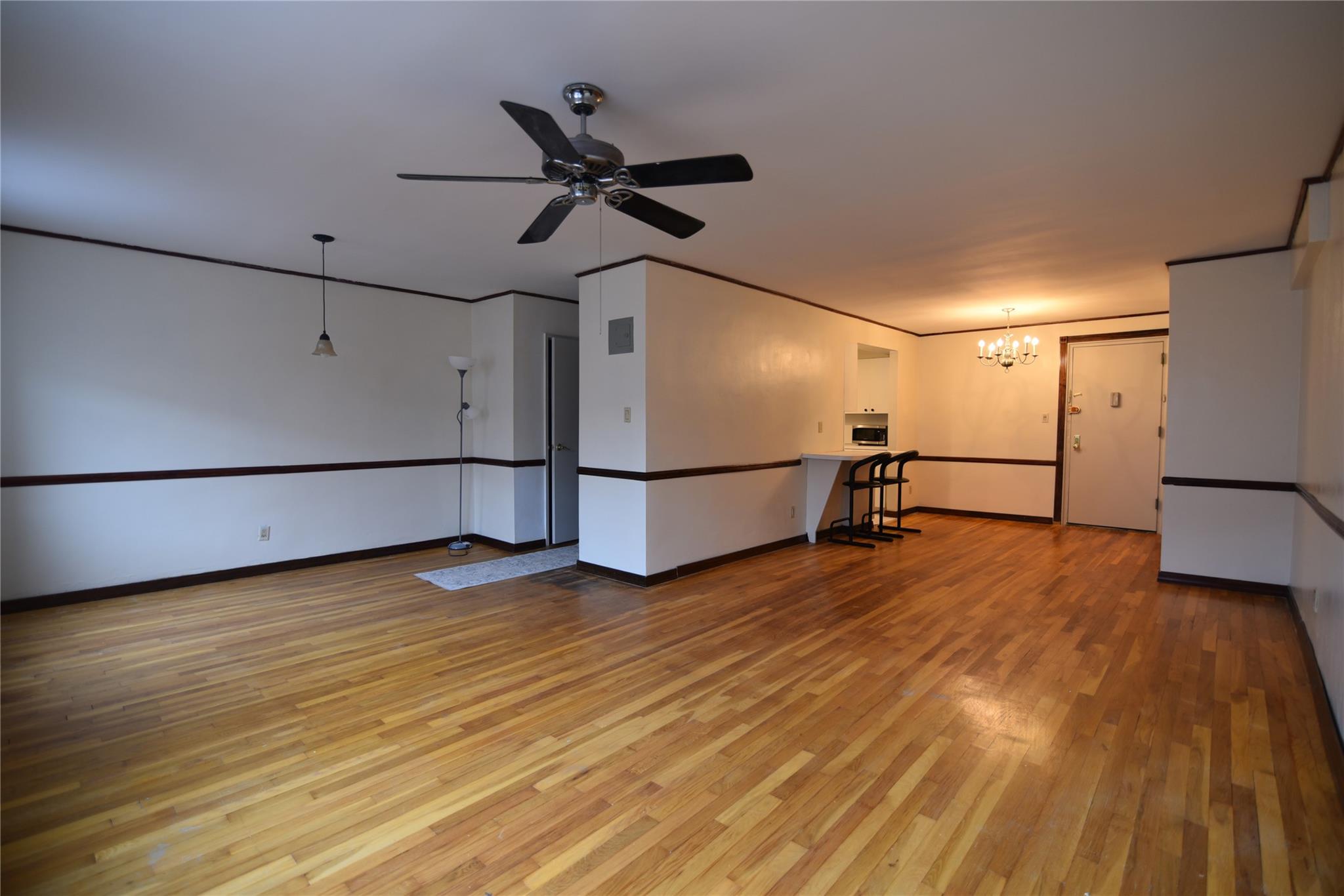 54-44 Little Neck Parkway # 6L, Little Neck, NY 11362