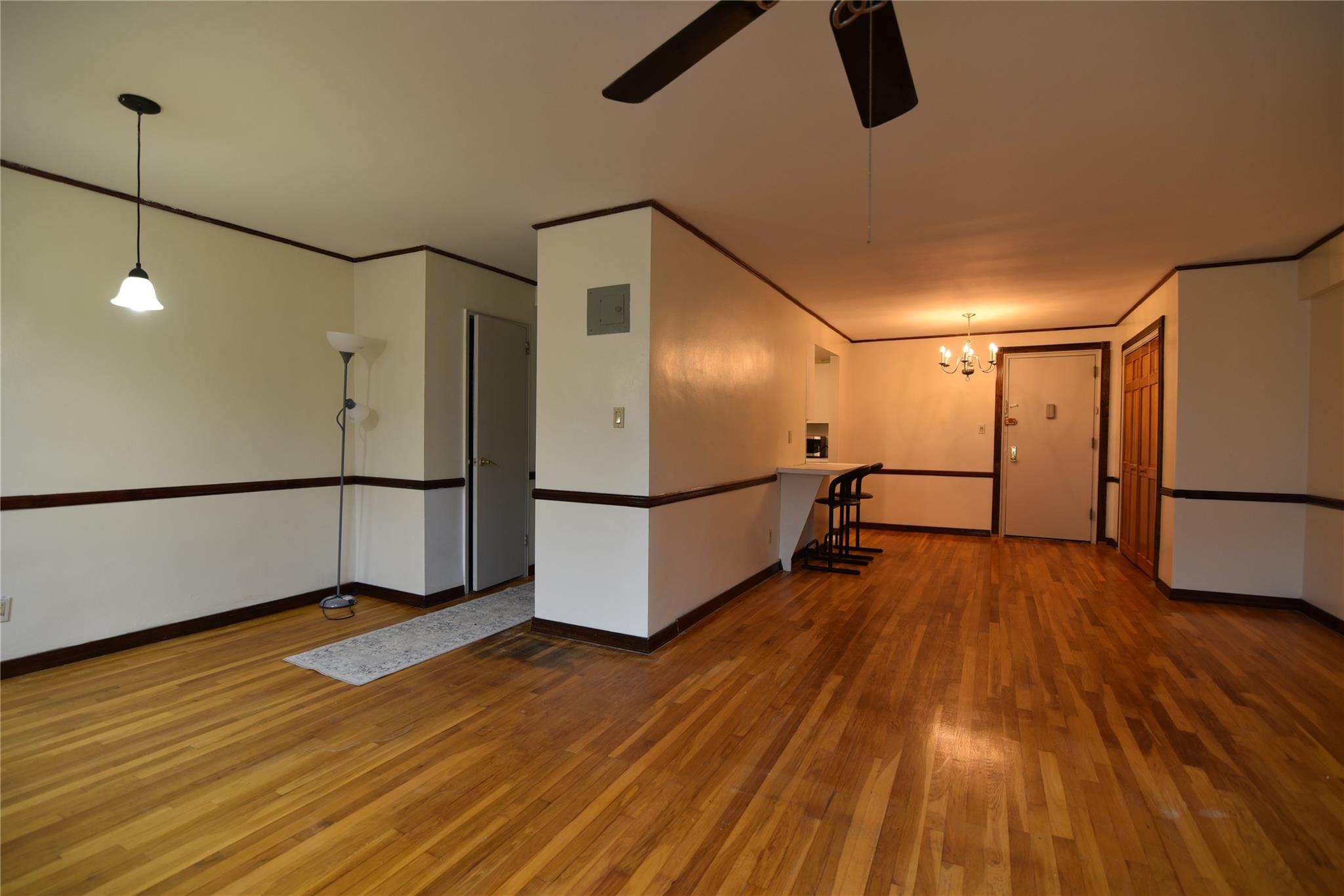 54-44 Little Neck Parkway # 6L, Little Neck, NY 11362