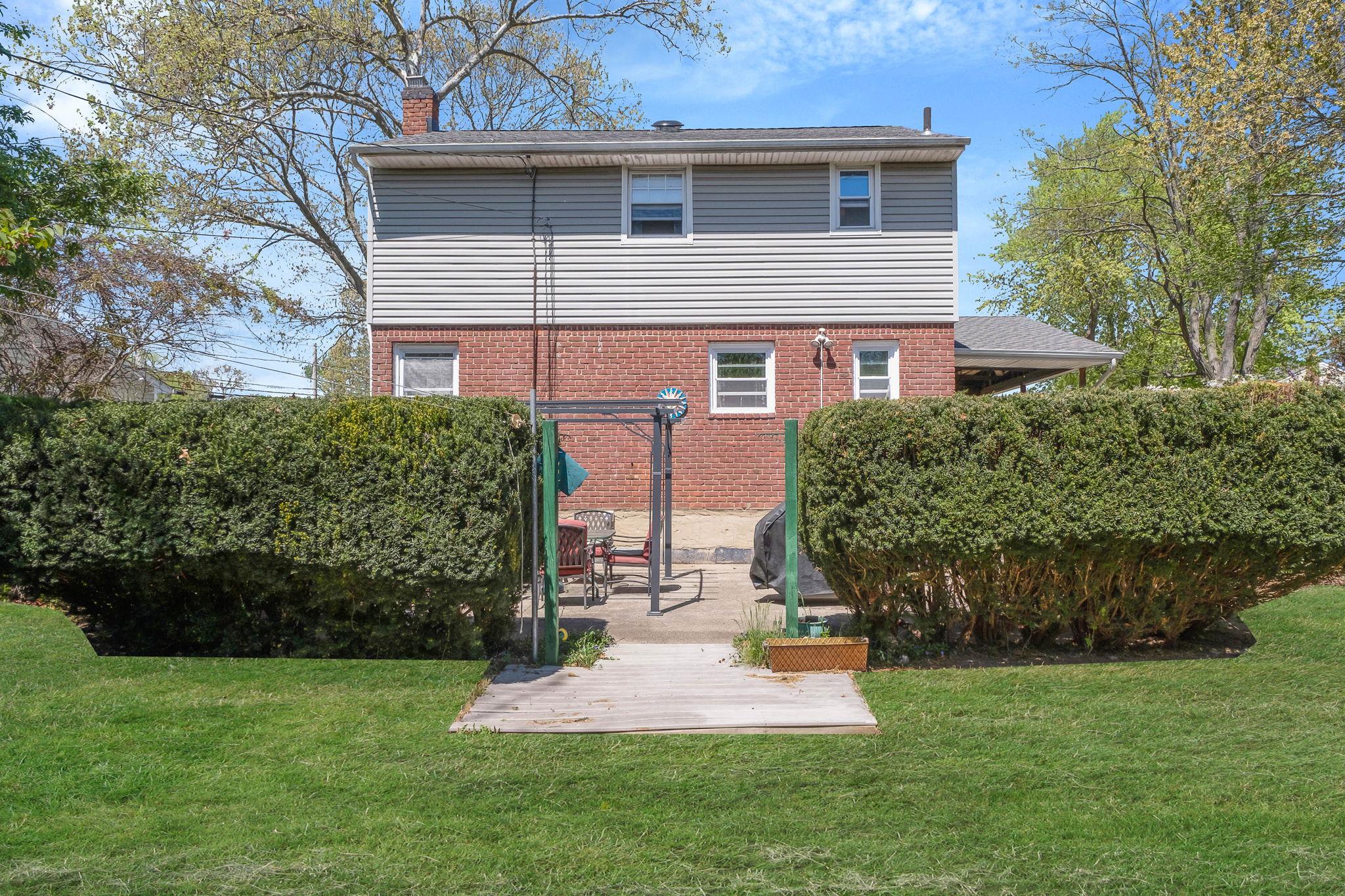 7 Hedge Lane, Centereach, NY 11720