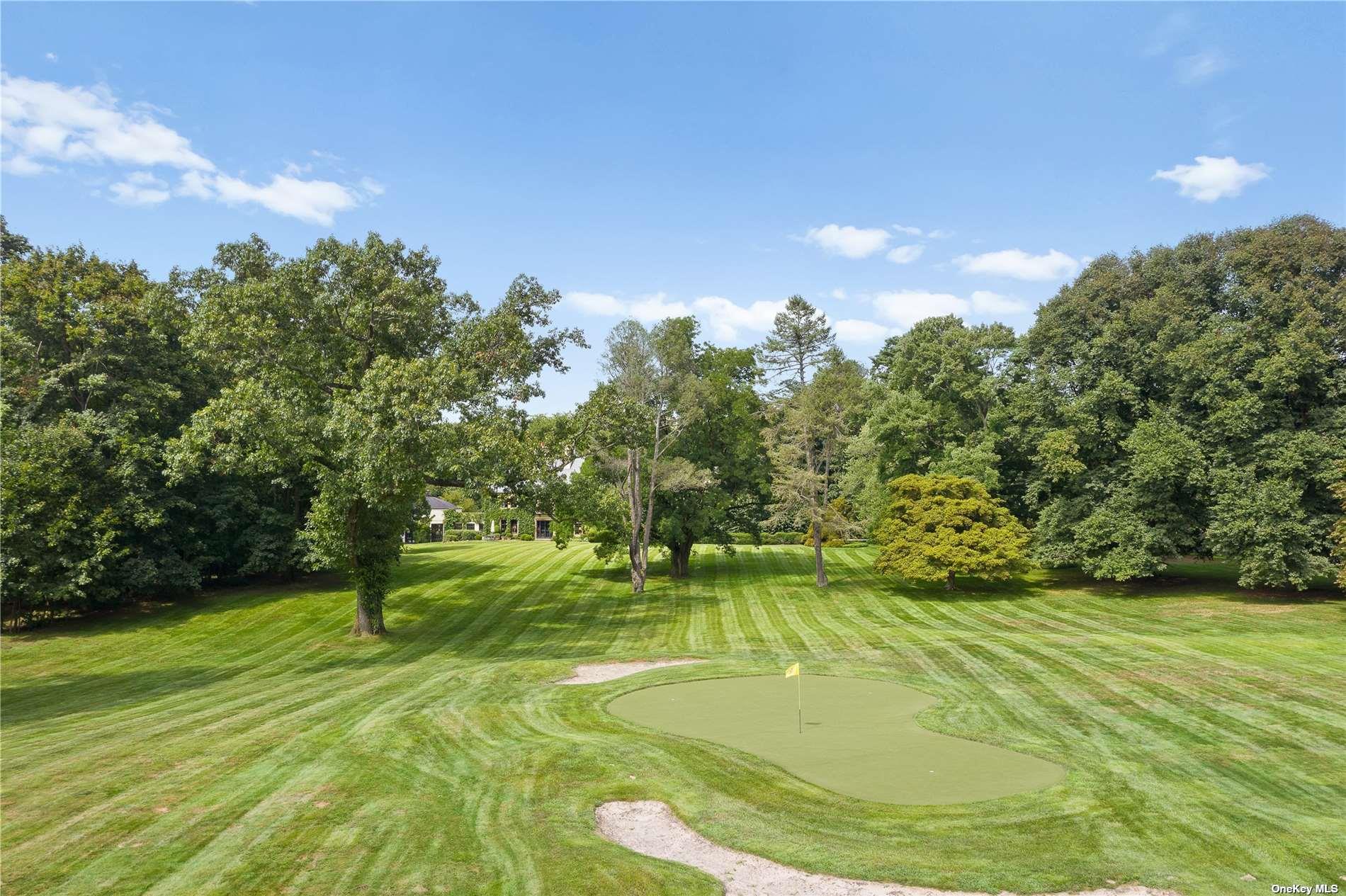 339 Duck Pond Road, Locust Valley, NY 11560