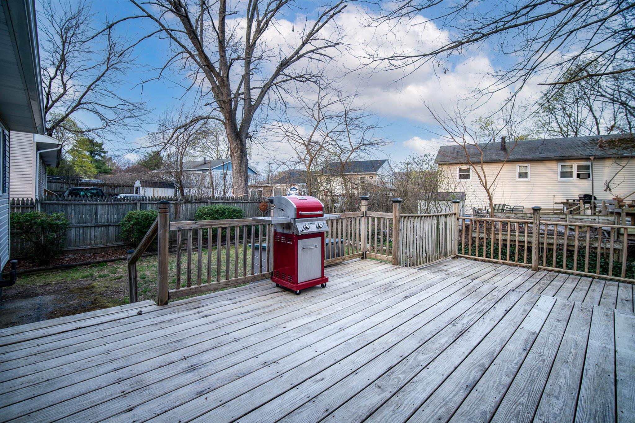 182 Old State Road, Highland Falls, NY 10928