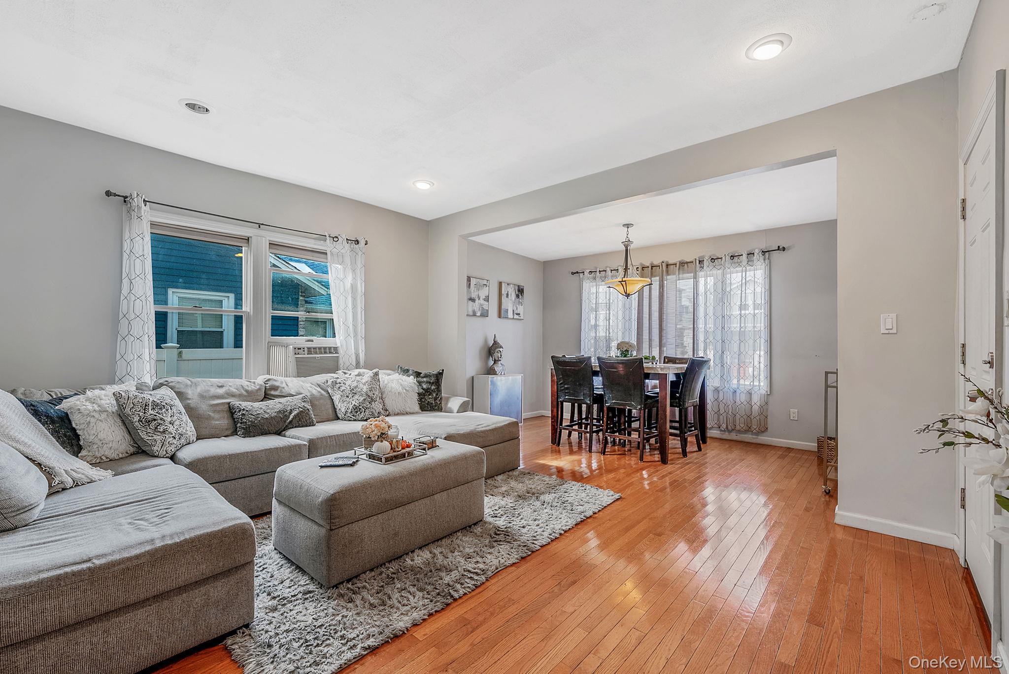 236 W Pine Street, Long Beach, NY 11561