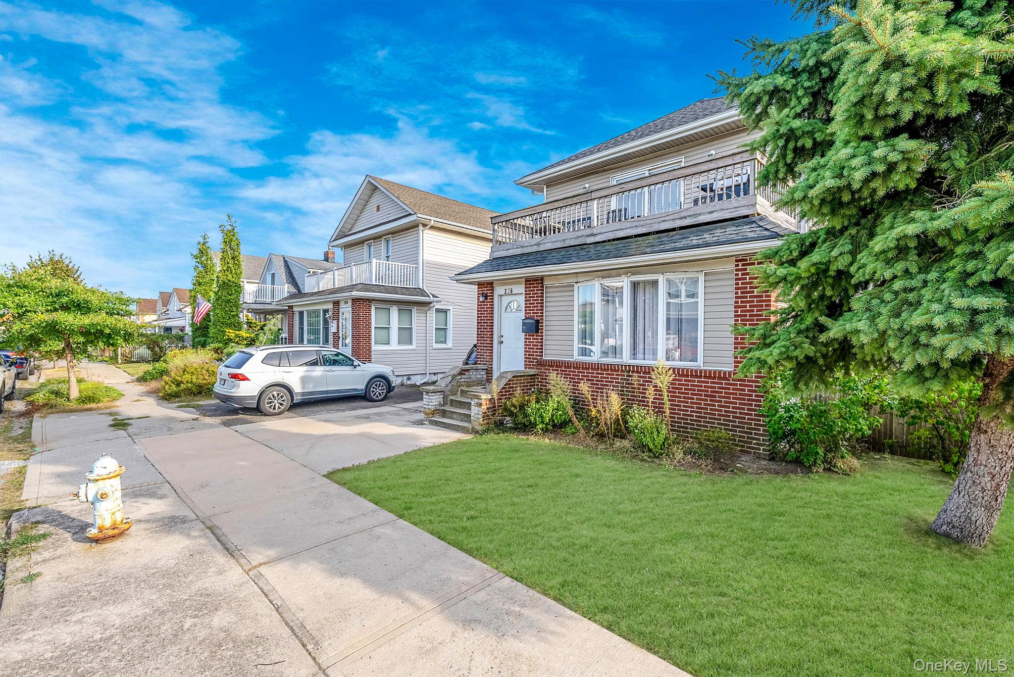 236 W Pine Street, Long Beach, NY 11561