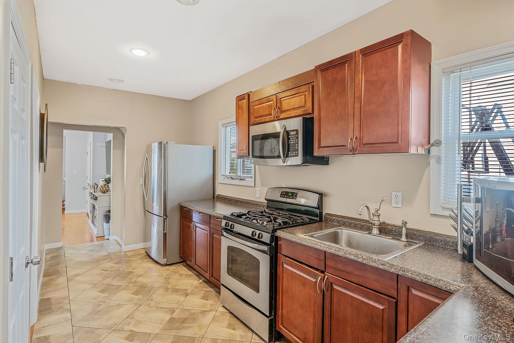 236 W Pine Street, Long Beach, NY 11561