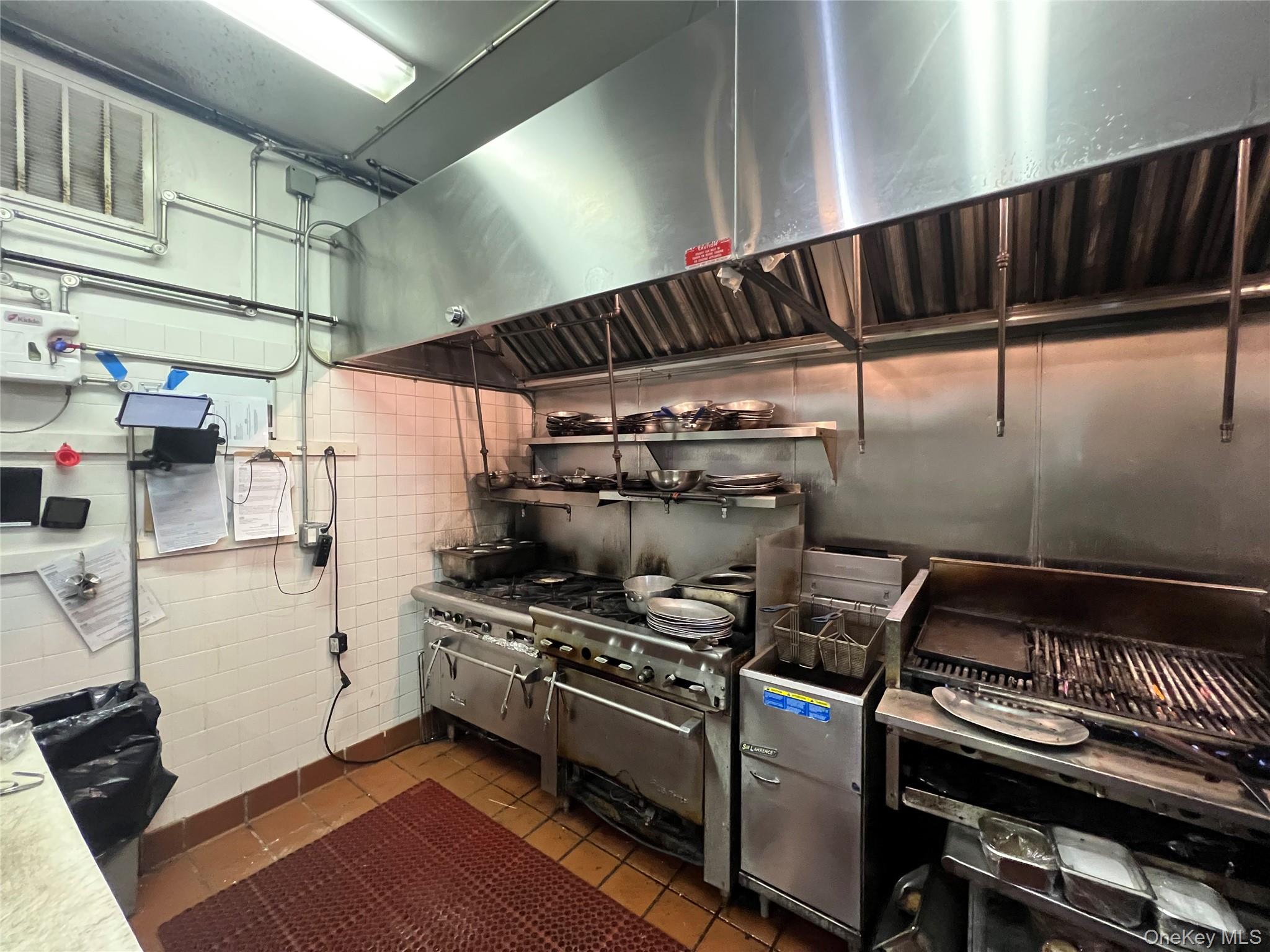 133 Glen Head Road, Glen Head, NY 11545