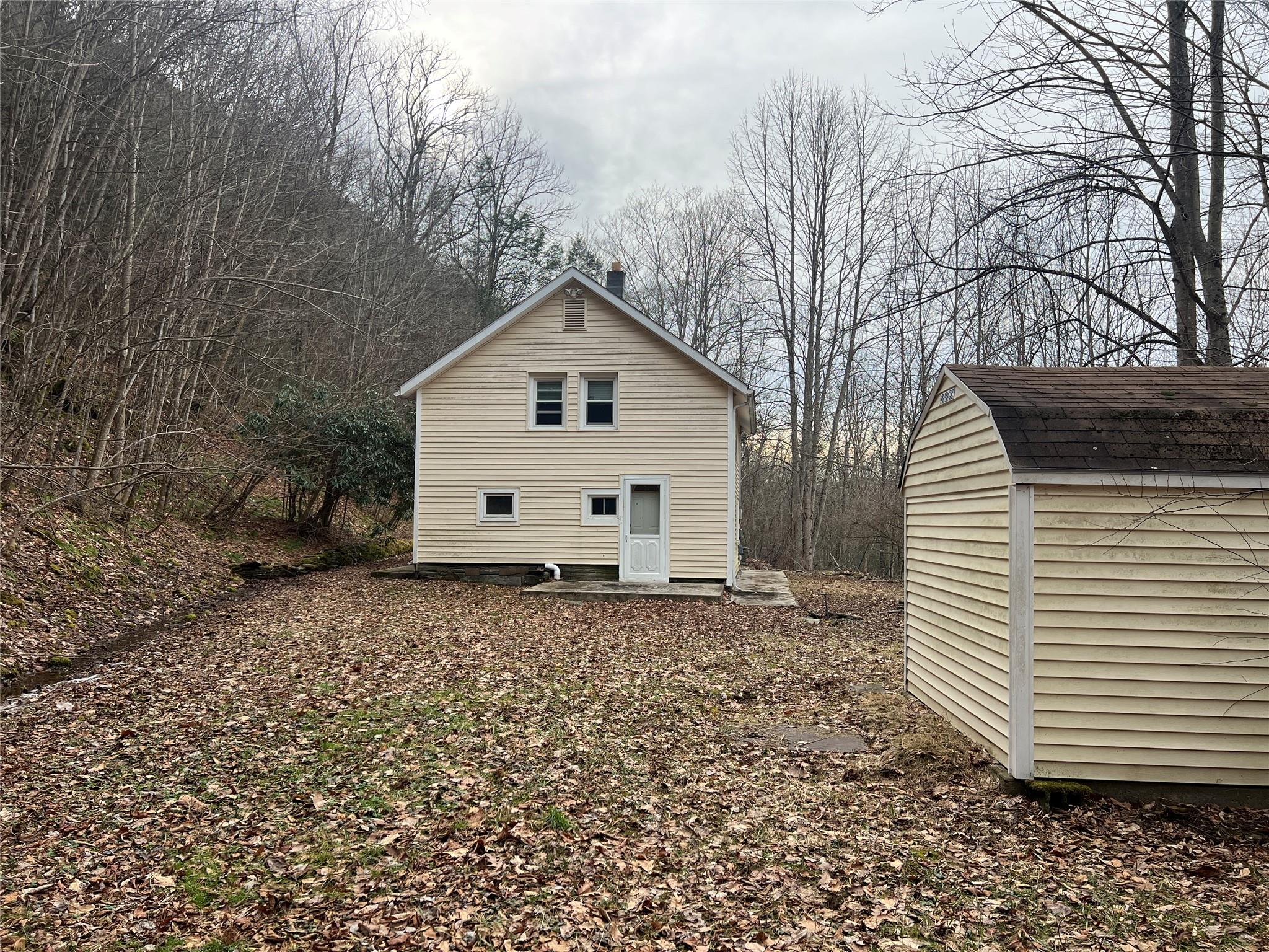 322 Peas Eddy Road, Hancock, NY 13783