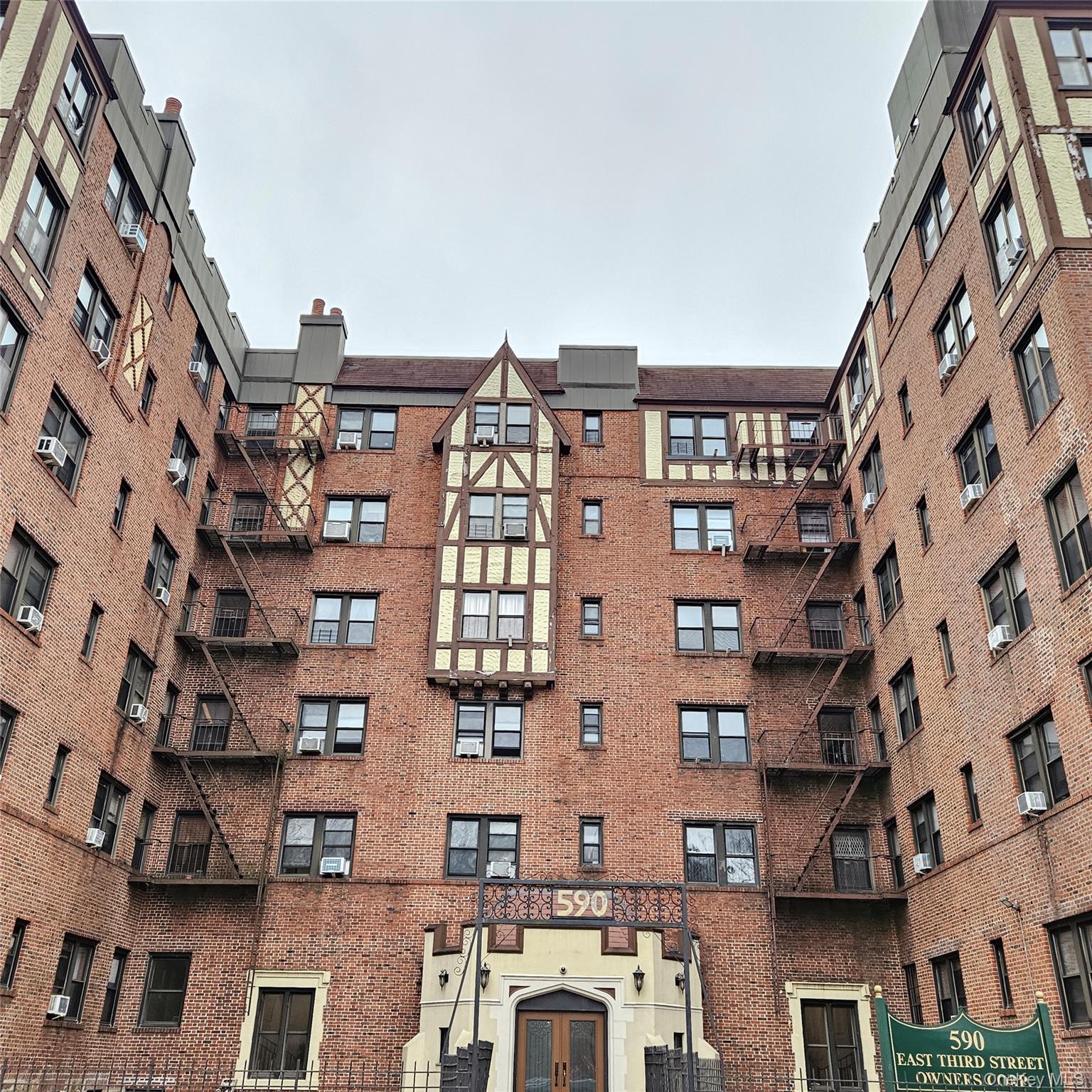 590 E 3rd Street # 3H, Mount Vernon, NY 10553