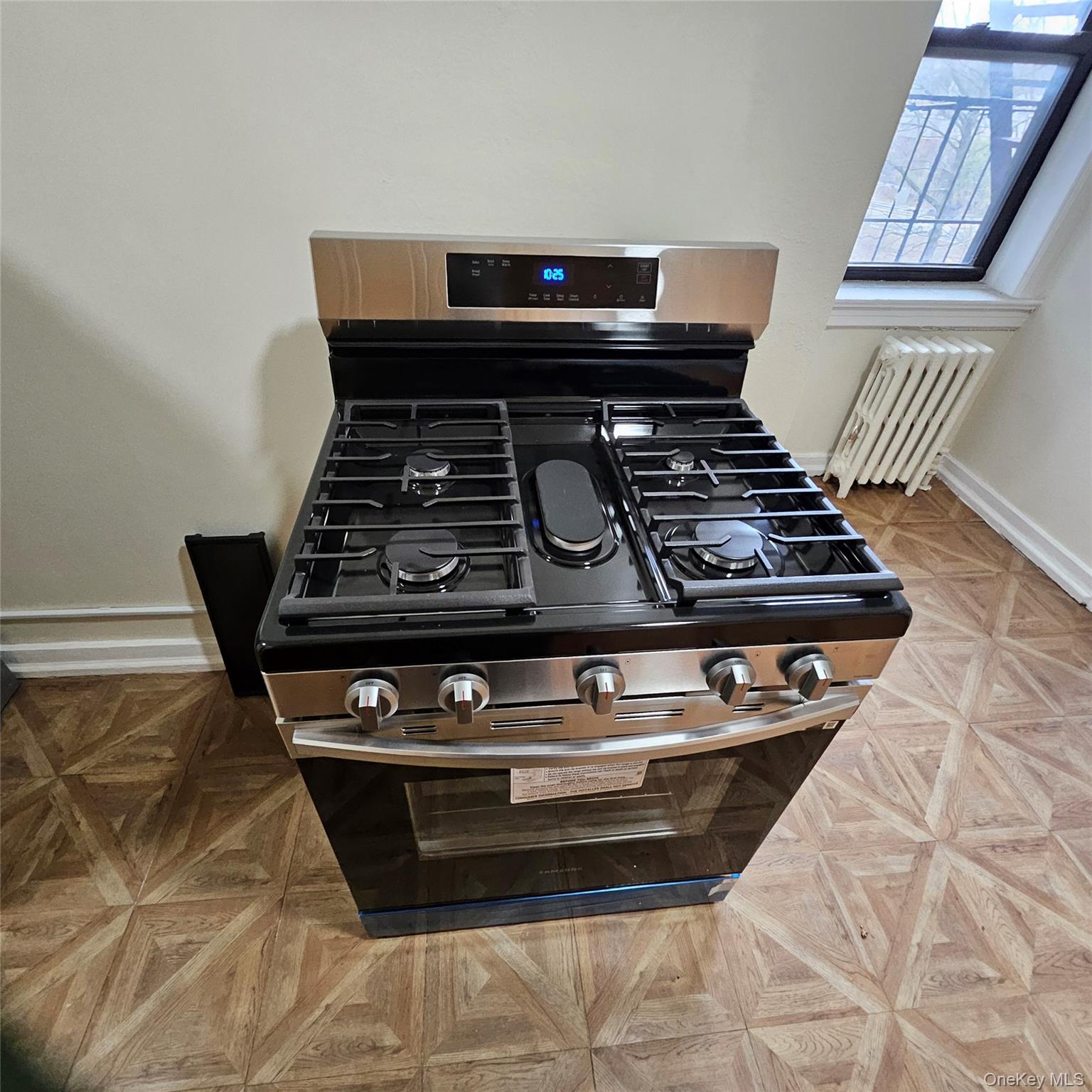 590 E 3rd Street # 3H, Mount Vernon, NY 10553