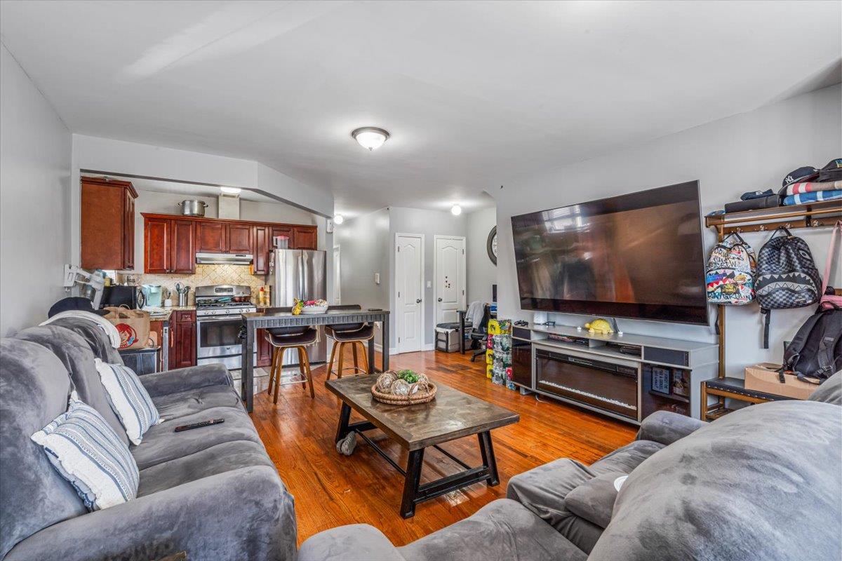 6147 Grand Avenue, Maspeth, NY 11378