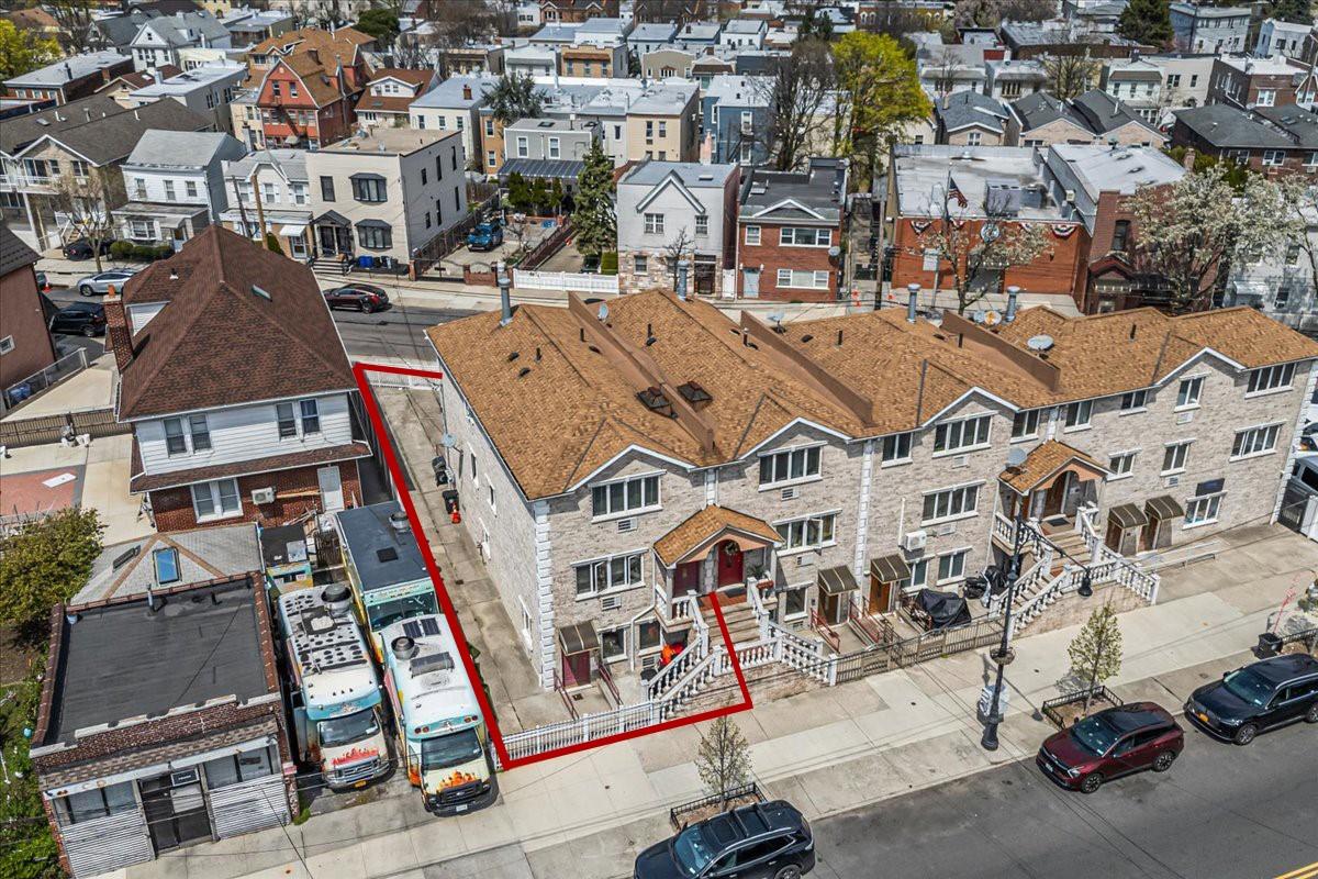 6147 Grand Avenue, Maspeth, NY 11378