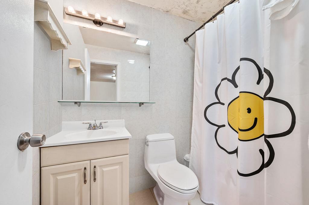 43-07 162 Street, Flushing, NY 11358