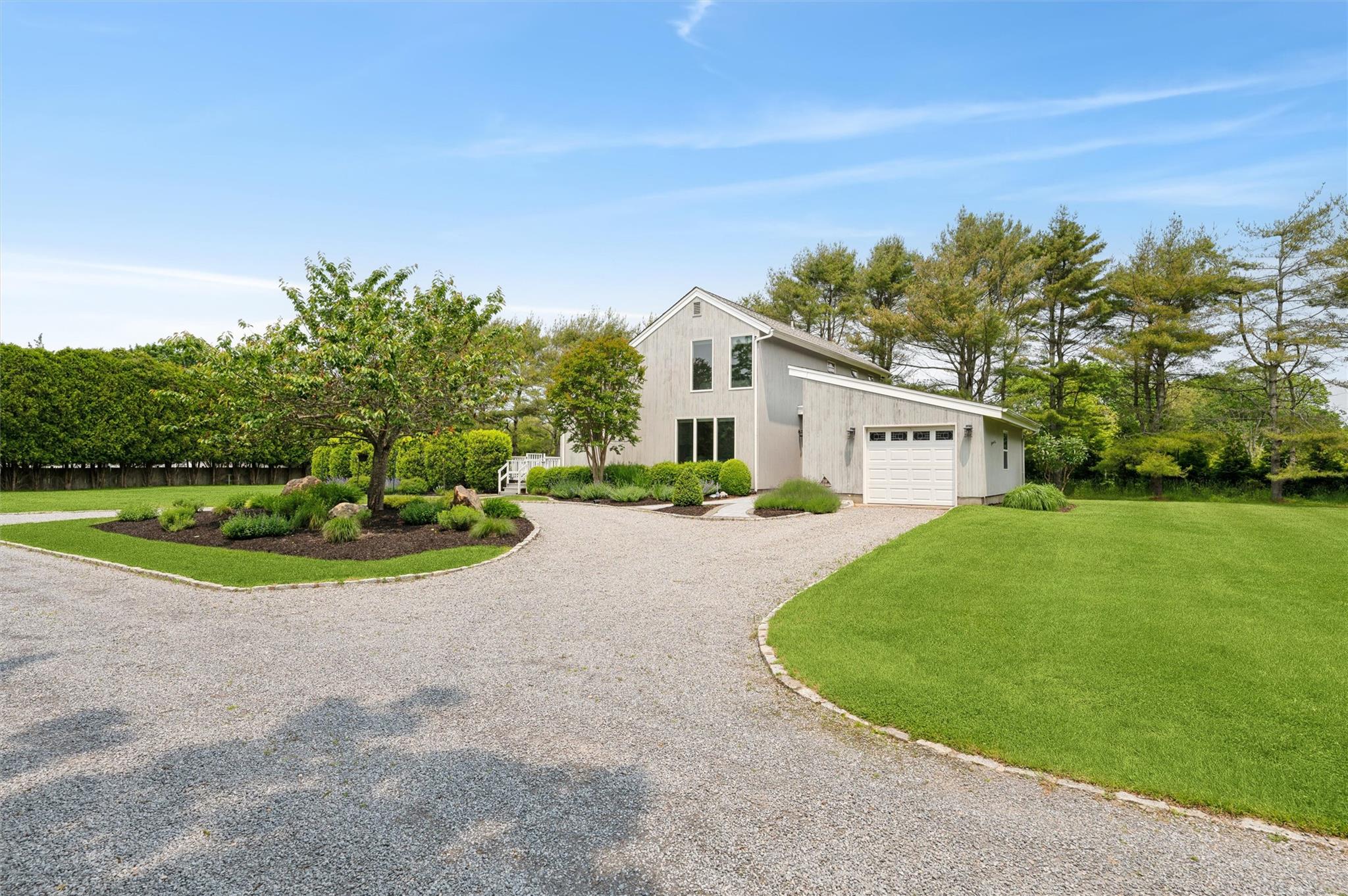 39 Tanners Neck Lane, Westhampton, NY 11977