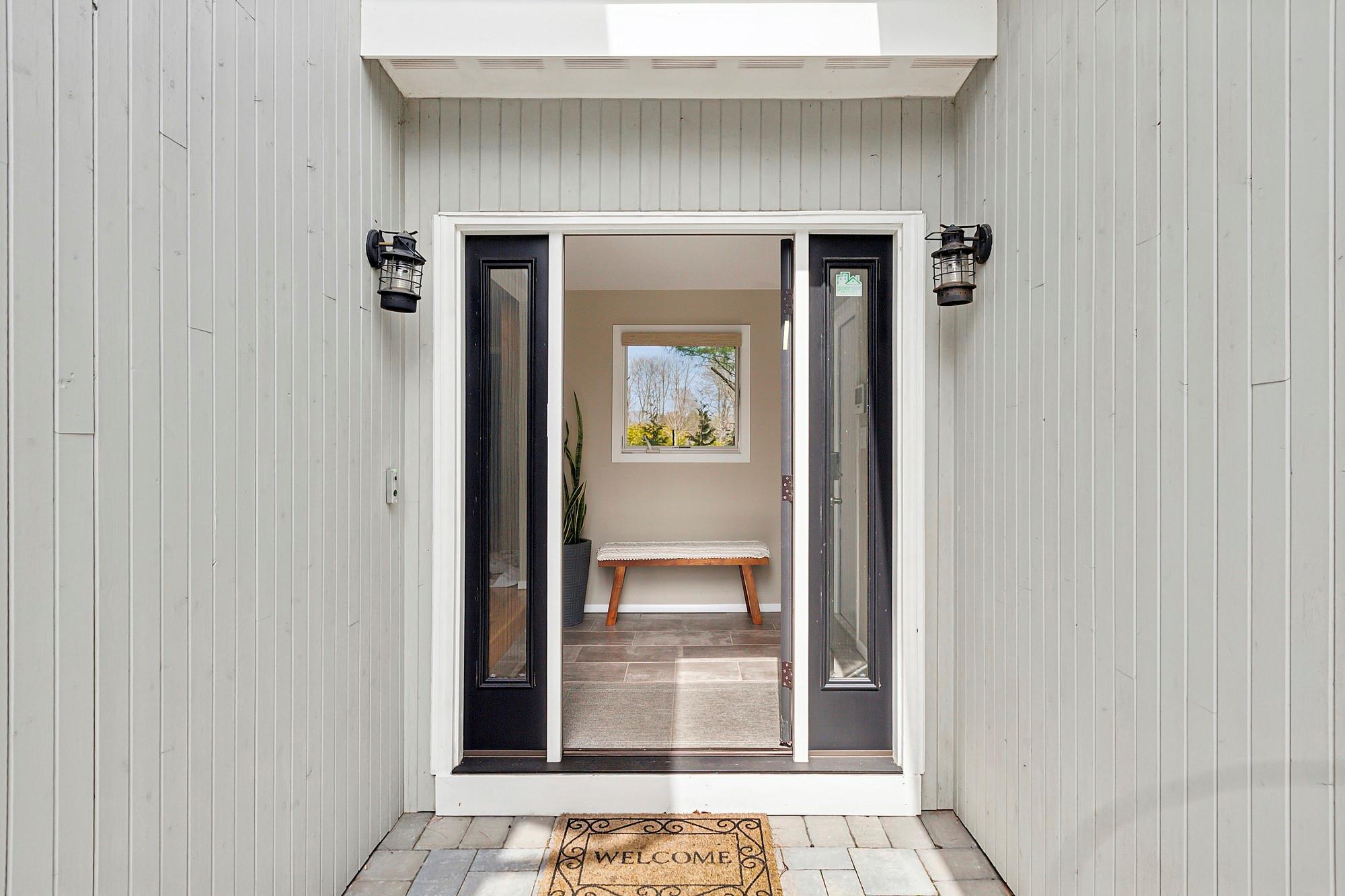 39 Tanners Neck Lane, Westhampton, NY 11977