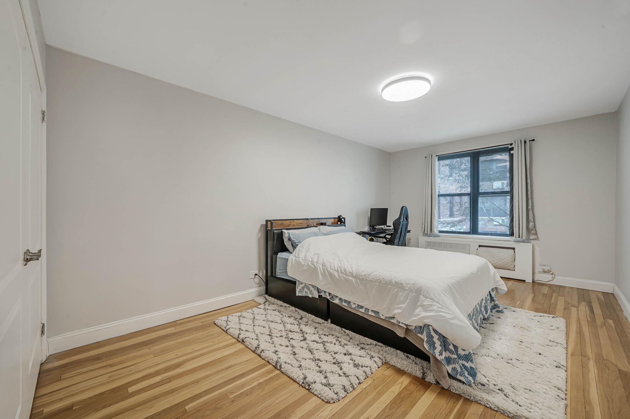 226-26 Union Turnpike # 2C, Oakland Gardens, NY 11364