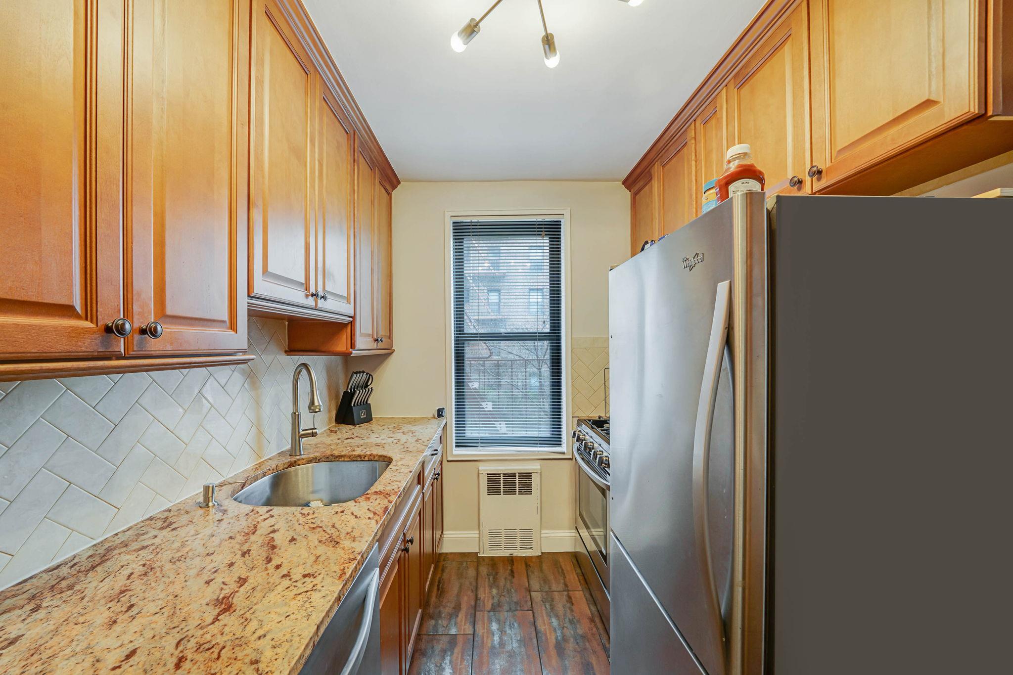 226-26 Union Turnpike # 2C, Oakland Gardens, NY 11364