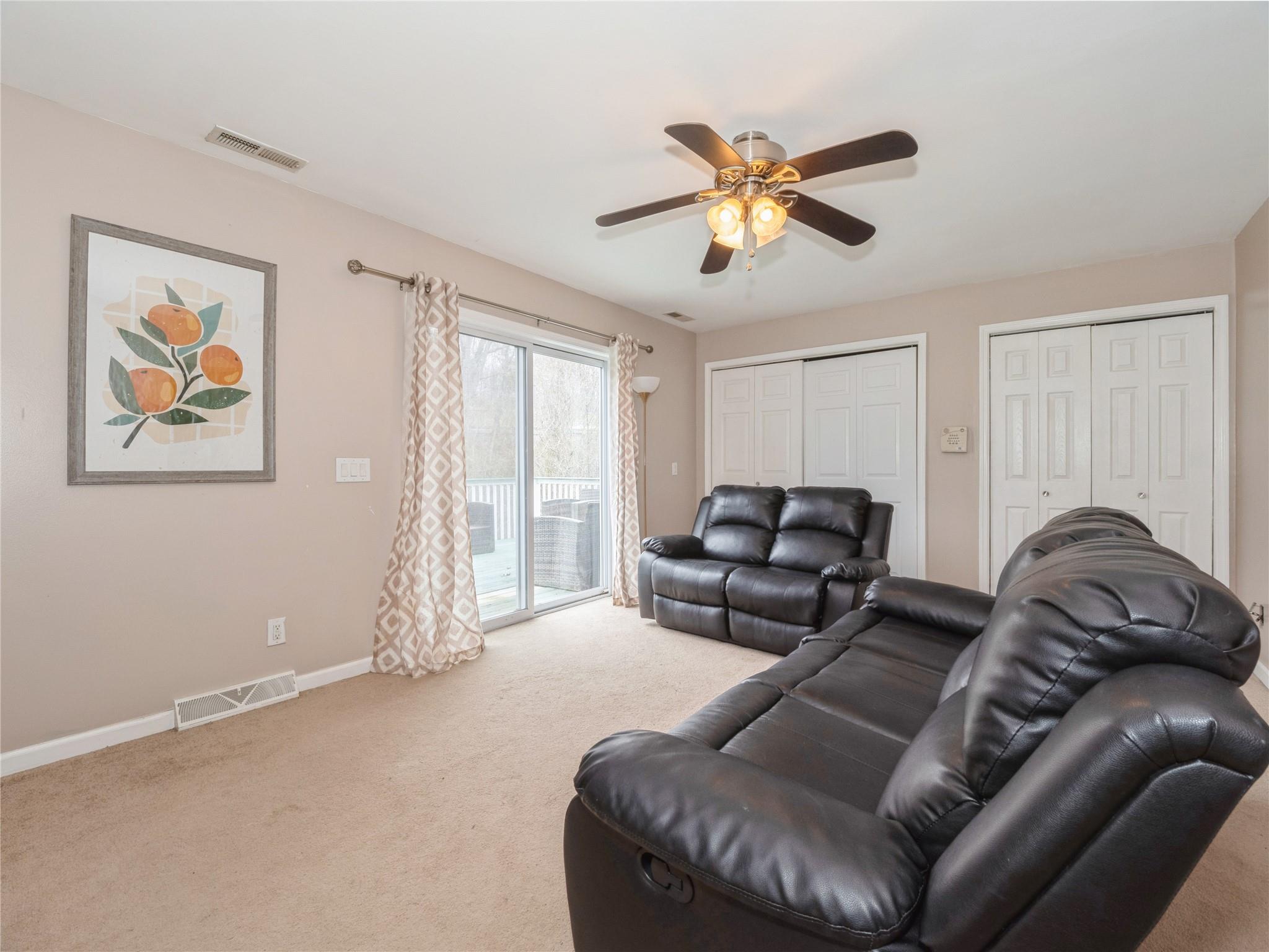 29 Dandelion Lane, Wallkill, NY 12589