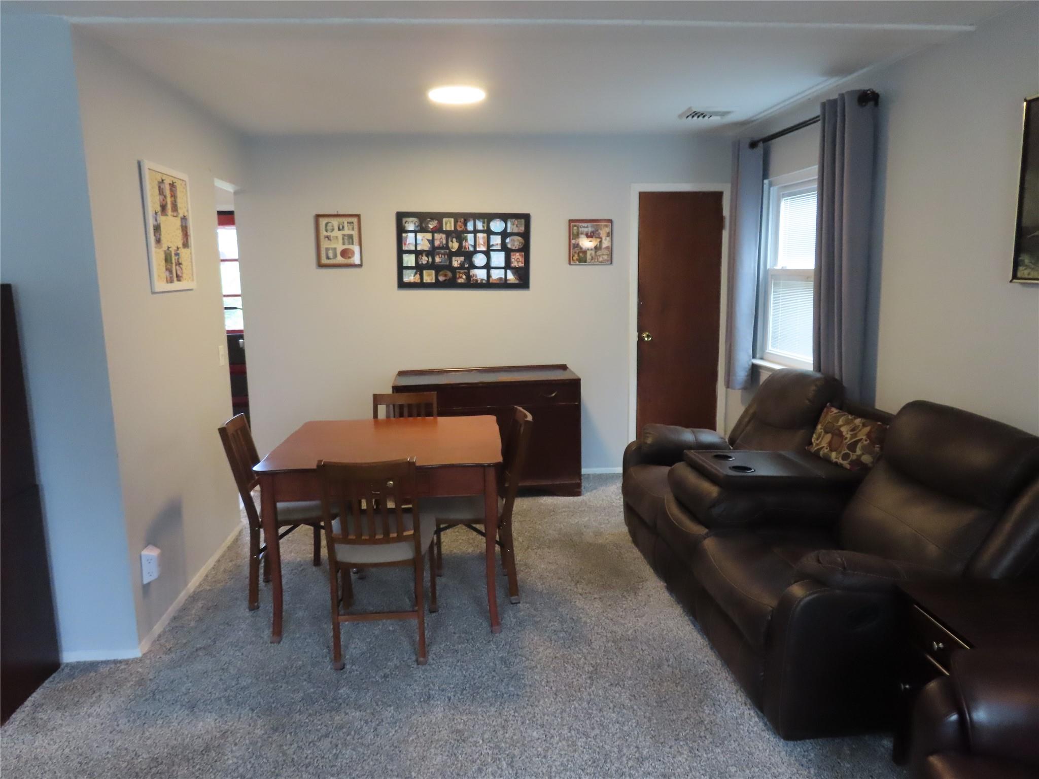 565 18th Street, West Babylon, NY 11704