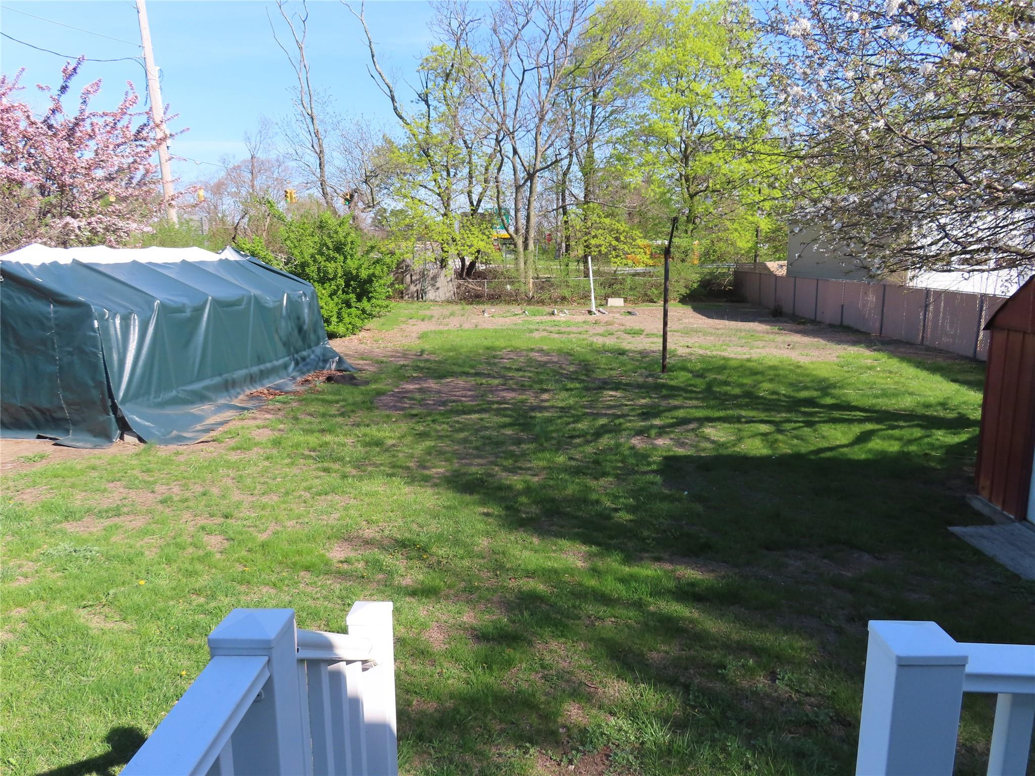 565 18th Street, West Babylon, NY 11704