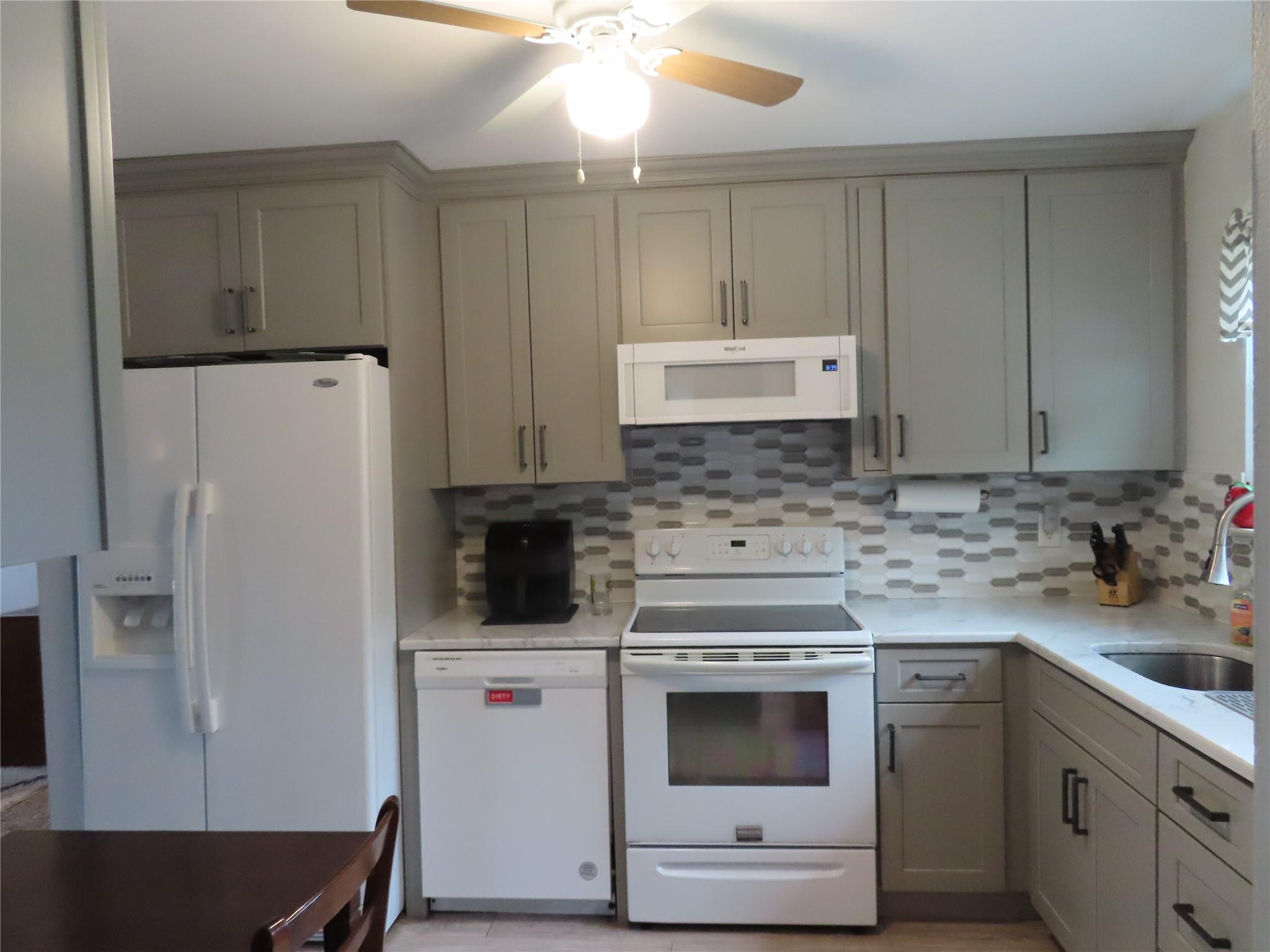 565 18th Street, West Babylon, NY 11704