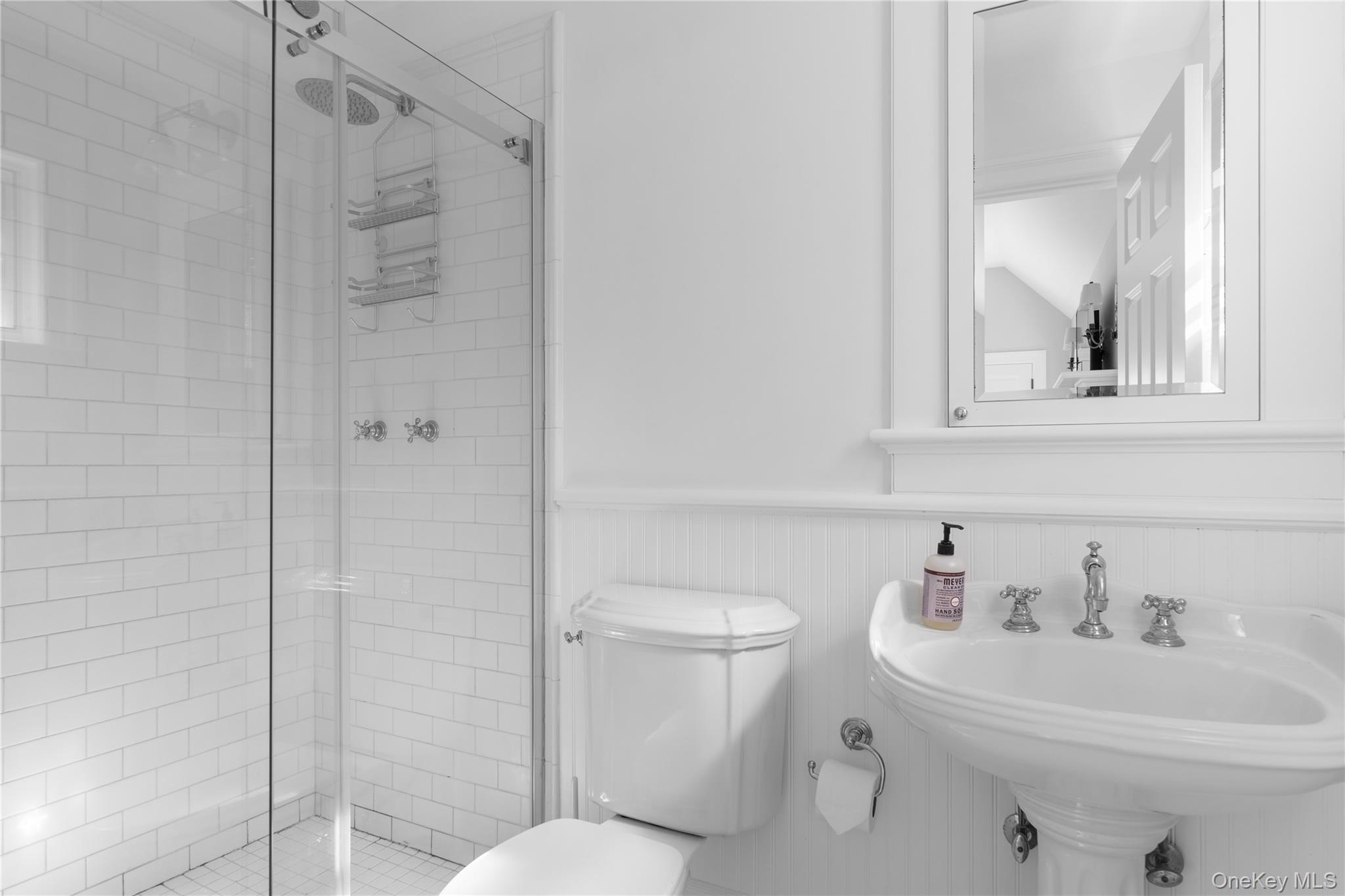 327 Georgica Road, East Hampton, NY 11937