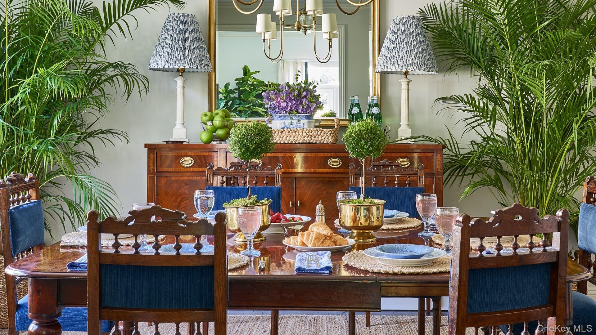 11 Morgan Lane, Locust Valley, NY 11560