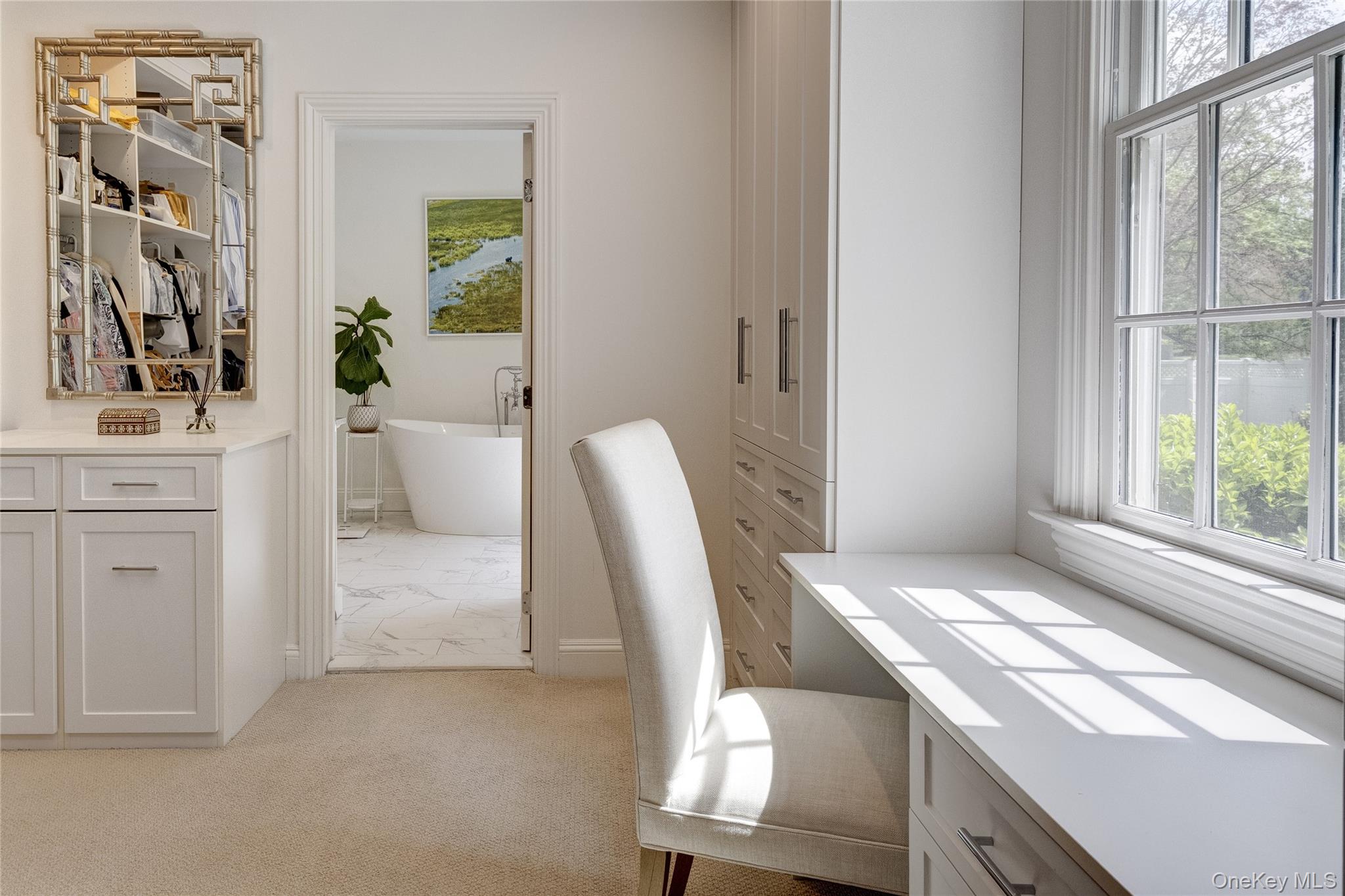 11 Morgan Lane, Locust Valley, NY 11560