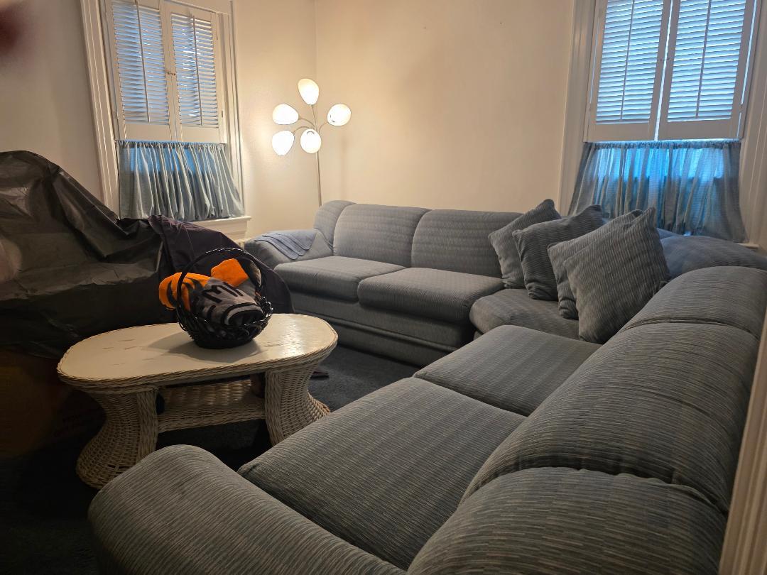 1041 Russell Street, Franklin Square, NY 11010