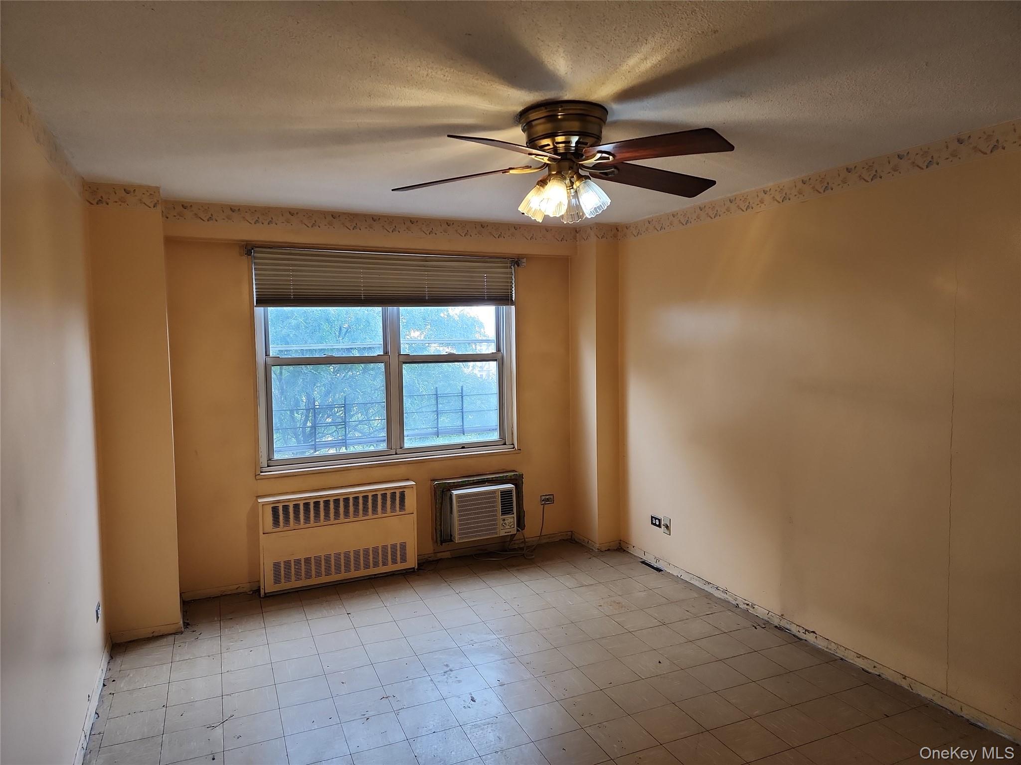 2550 Olinville Avenue # 8M, Bronx, NY 10467