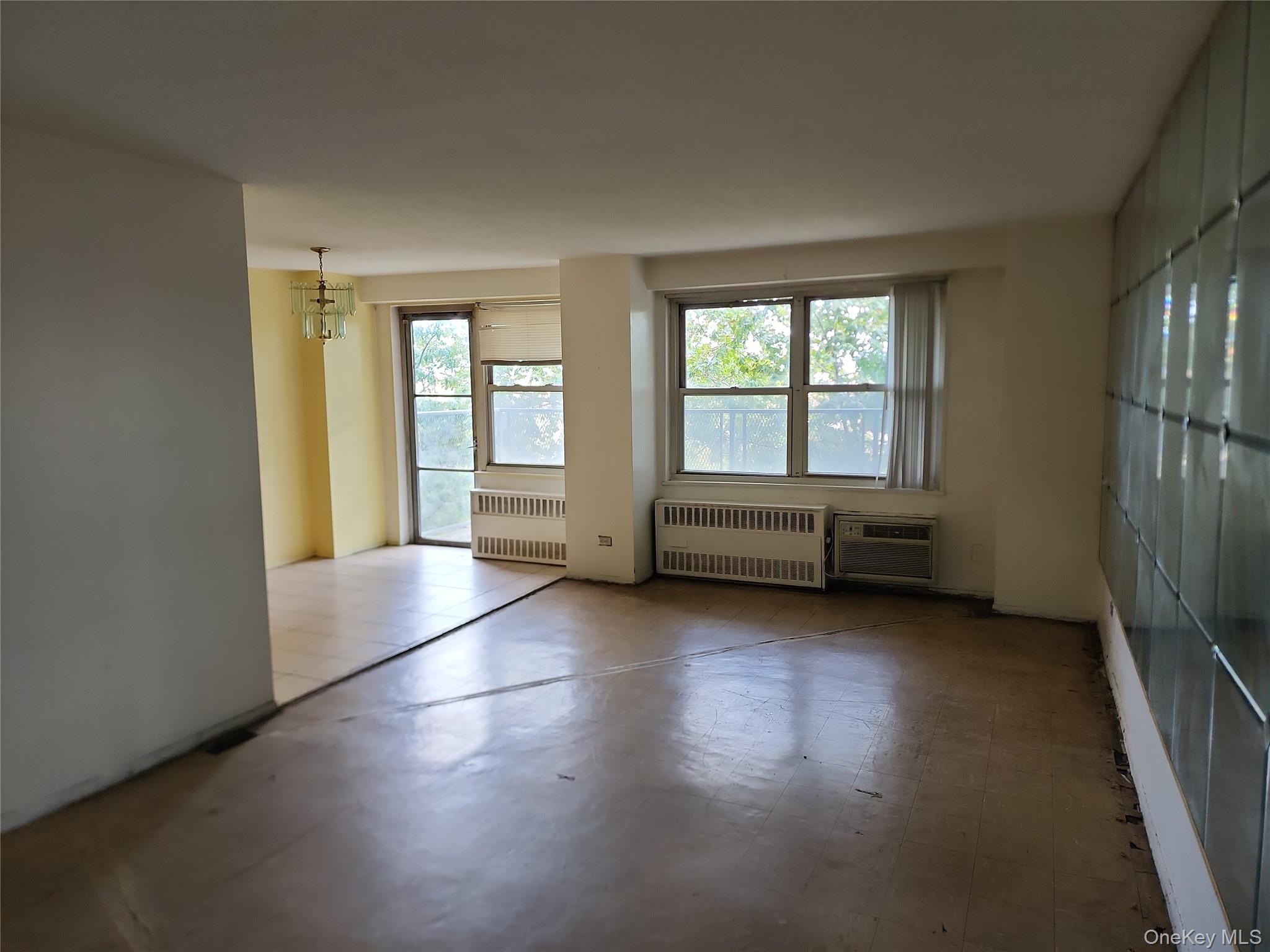 2550 Olinville Avenue # 8M, Bronx, NY 10467