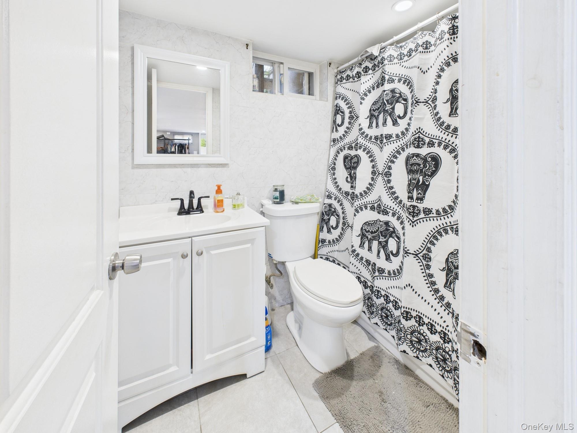 1255 E 223rd Street, Bronx, NY 10466