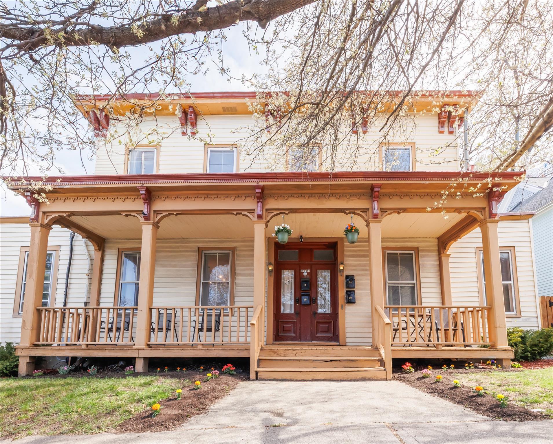 550-552 Columbia Street, Hudson, NY 12534