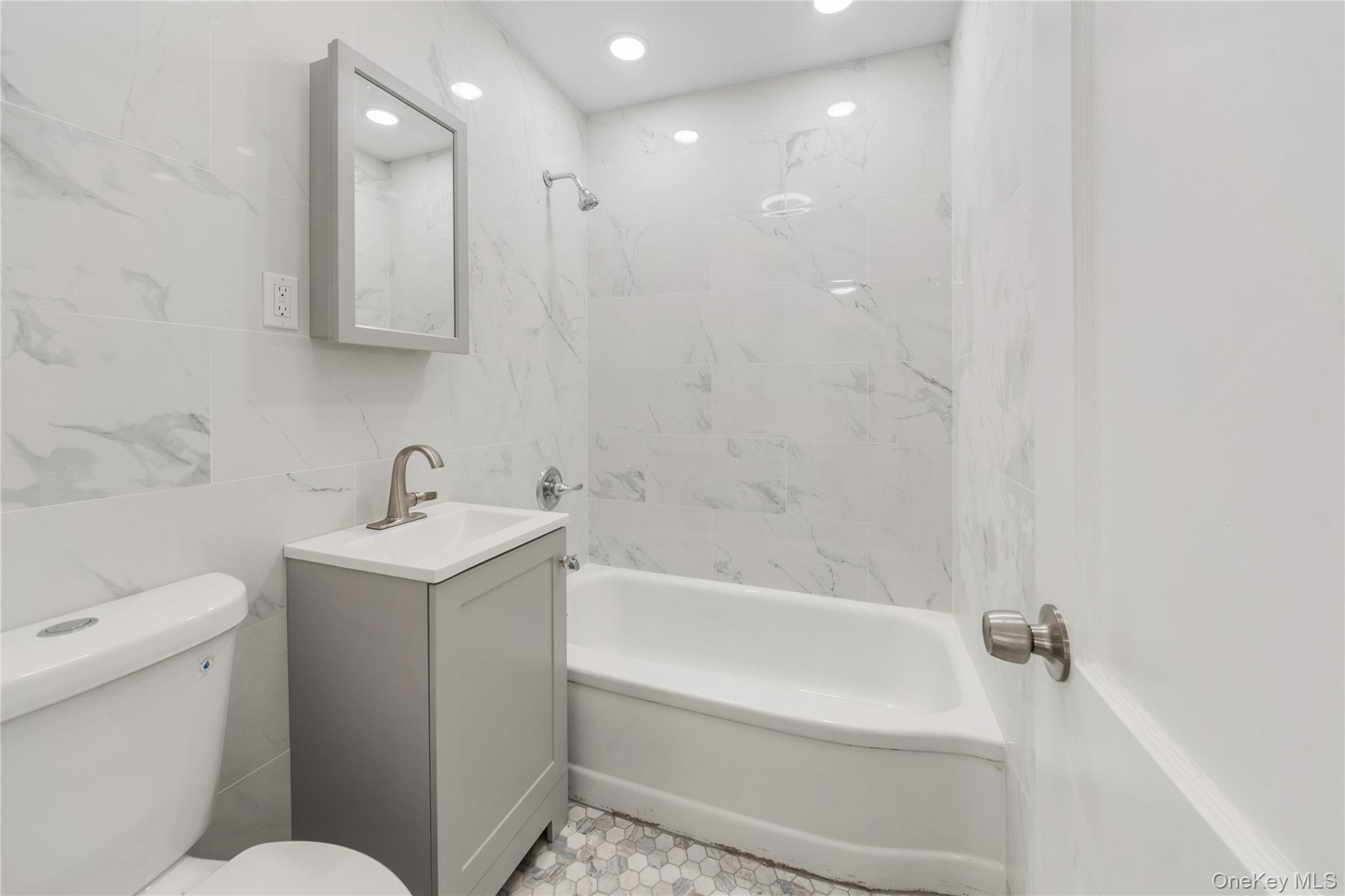 84 Courter Avenue, Yonkers, NY 10705