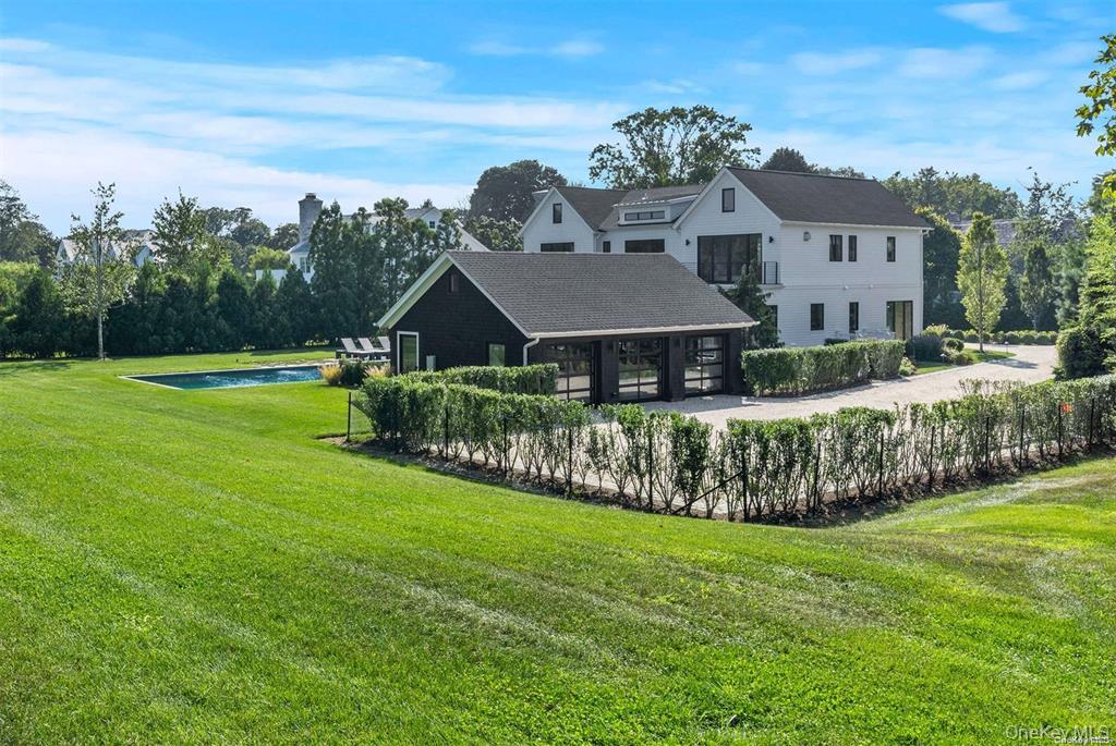 276 N Main Street, Southampton, NY 11968