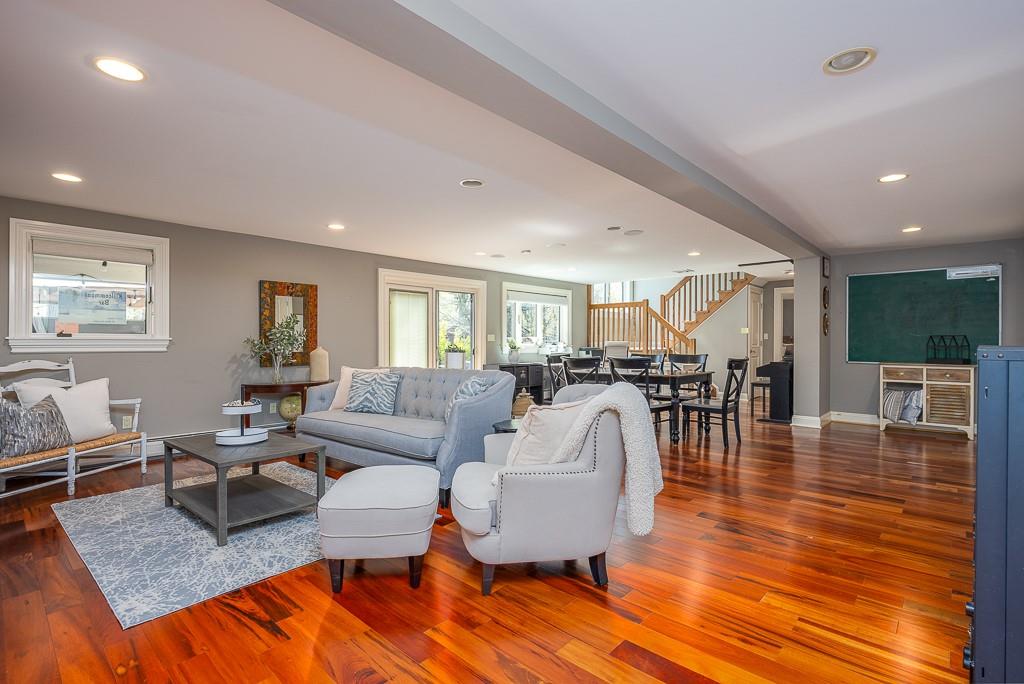 15 Peach Street, Nanuet, NY 10954
