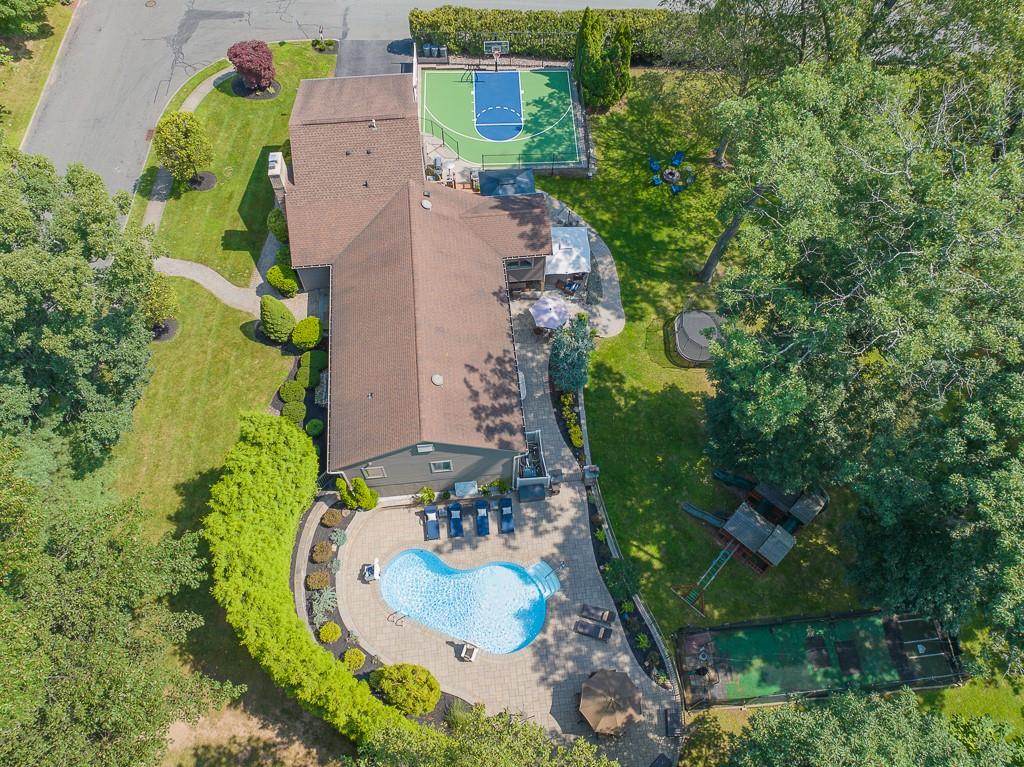 15 Peach Street, Nanuet, NY 10954