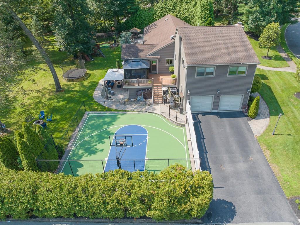 15 Peach Street, Nanuet, NY 10954