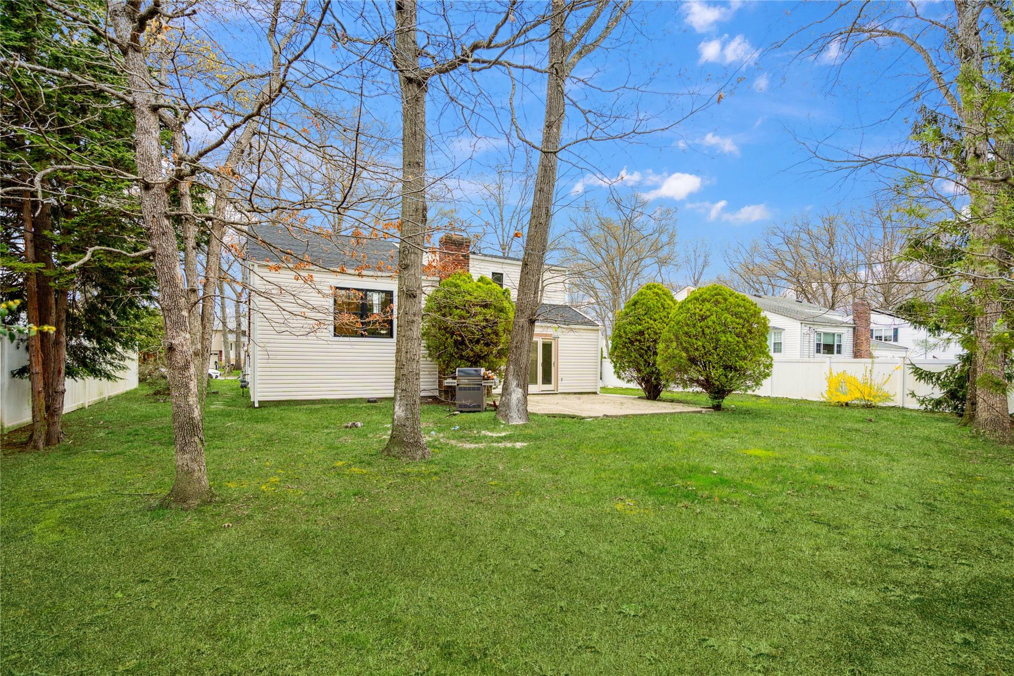 36 Pinewood Drive, Commack, NY 11725