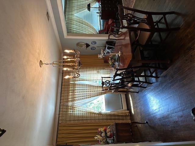 45 Hickman Street, Syosset, NY 11791