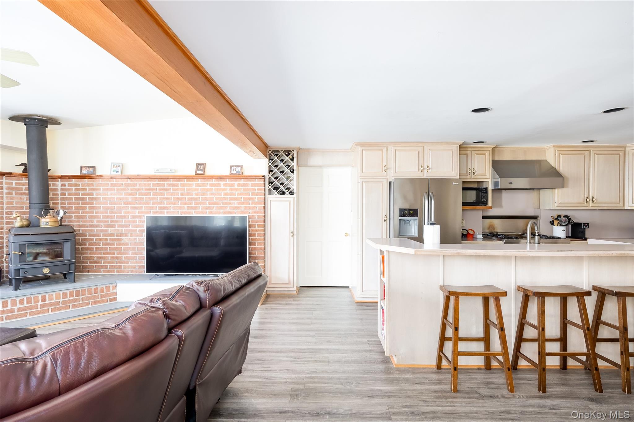 60A Union Avenue, Center Moriches, NY 11934