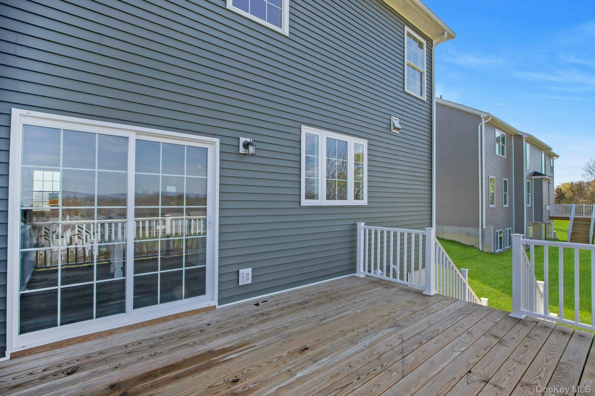 47 Dartmouth Drive, Poughkeepsie, NY 12603