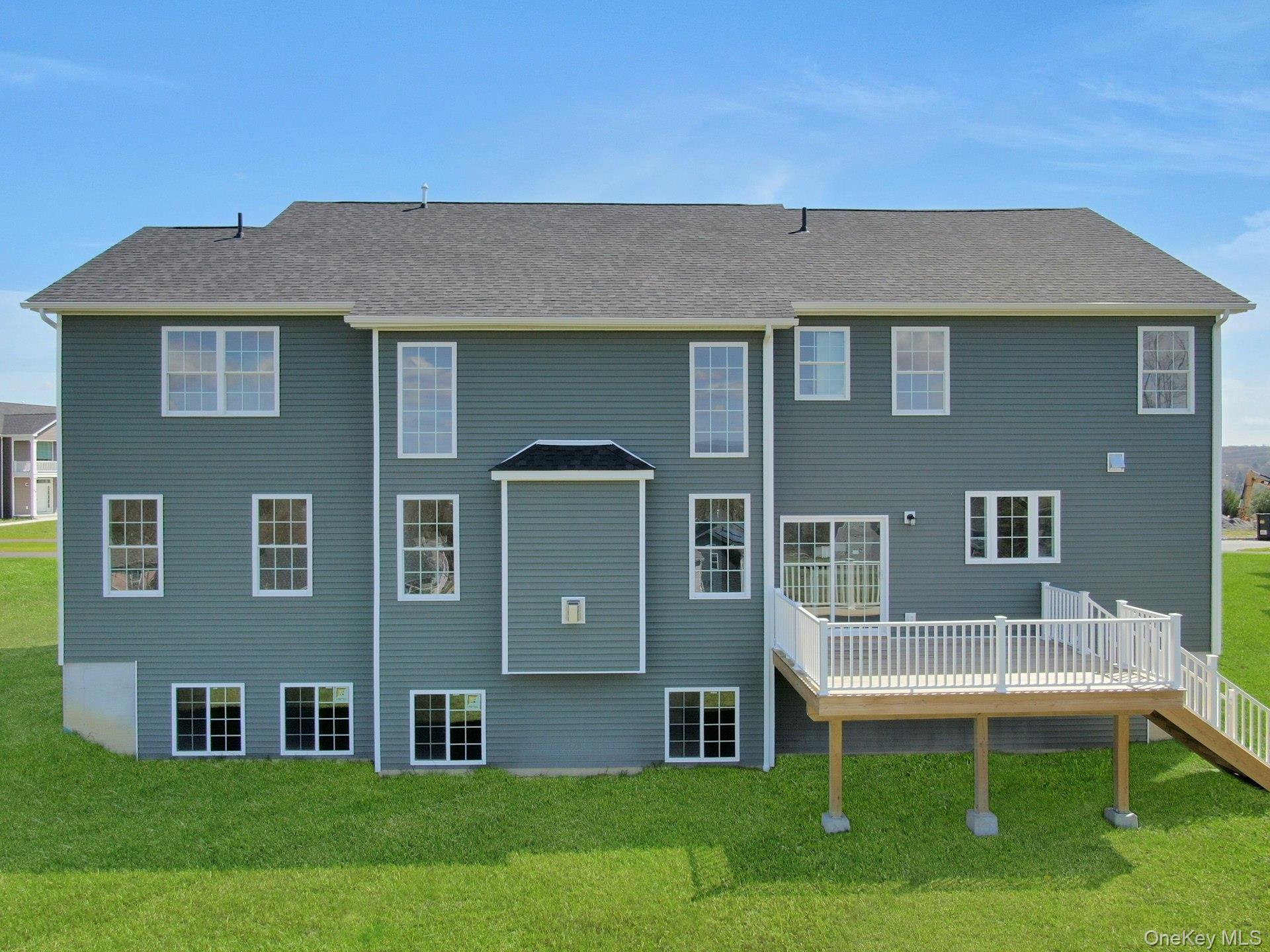 47 Dartmouth Drive, Poughkeepsie, NY 12603